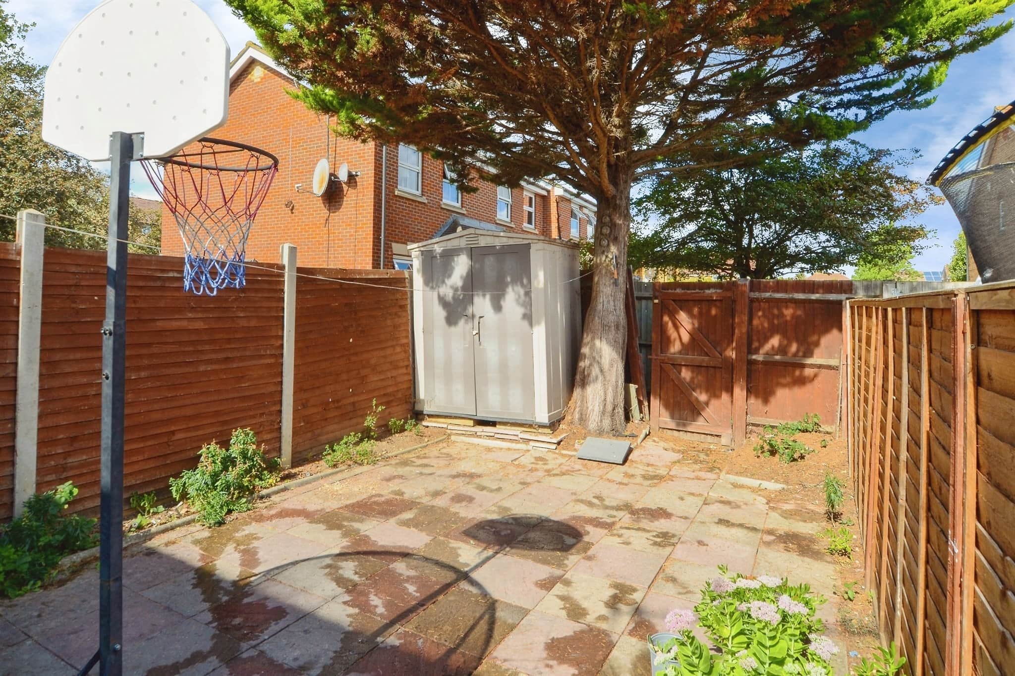 Property at Addington Way, Luton