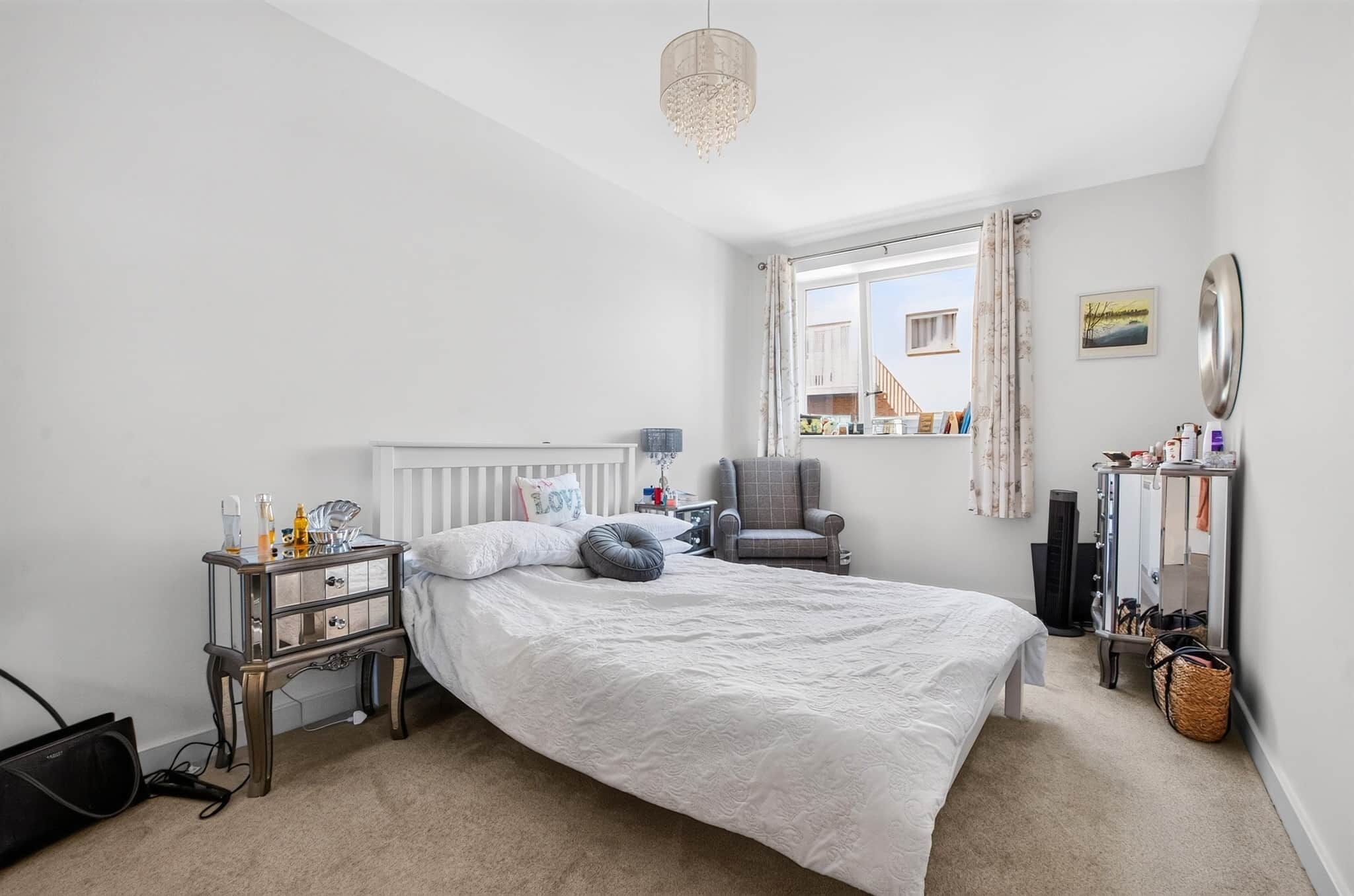 Property at High View, Hatfield