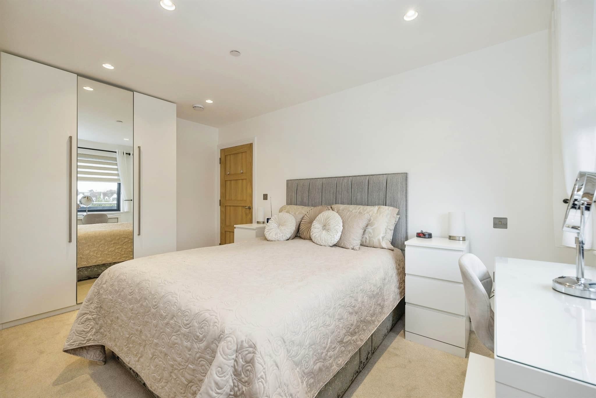 Property at Aldenham Road, Bushey