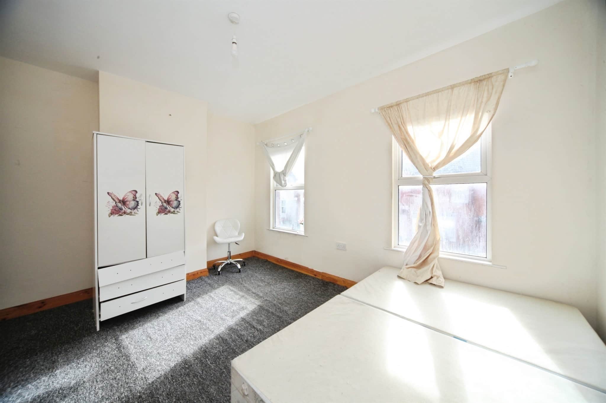 Property at Saxon Road, Luton