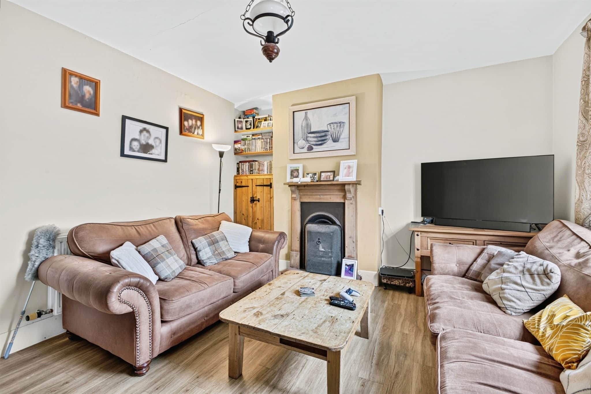 Property at Railway Cottages, Nether Heyford, Northampton