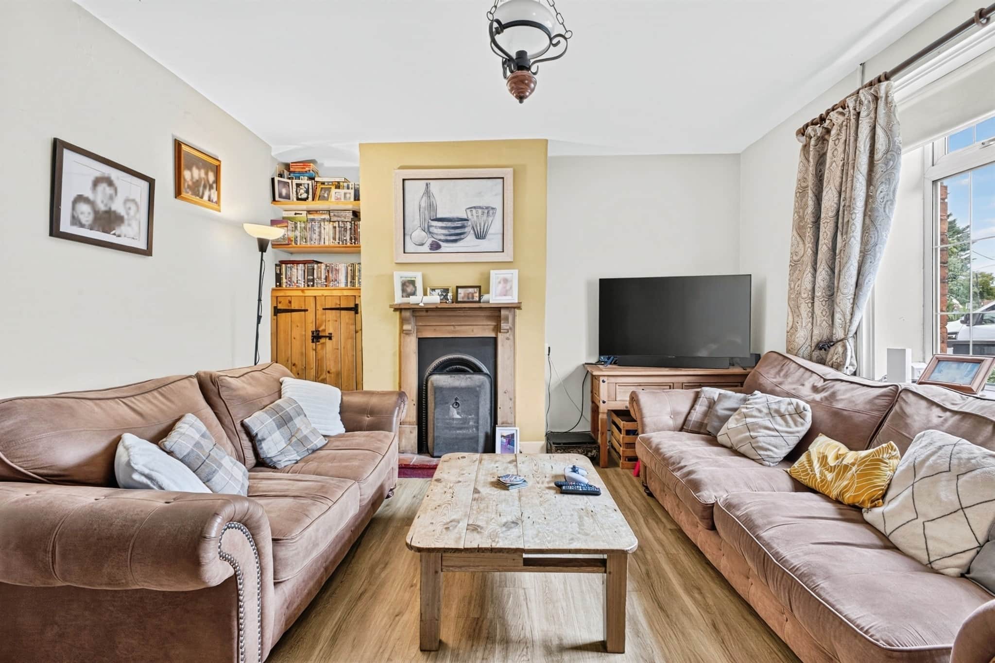 Property at Railway Cottages, Nether Heyford, Northampton