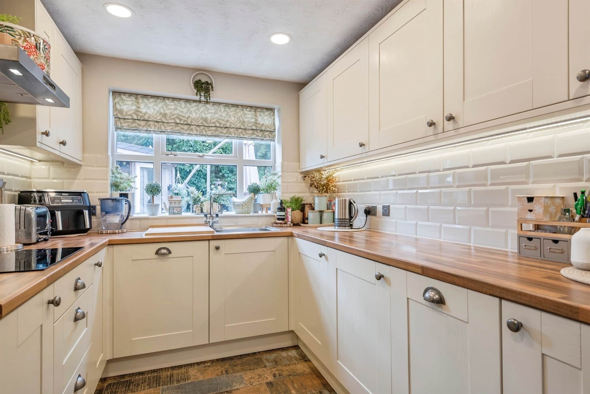Property at Besford Close, Luton
