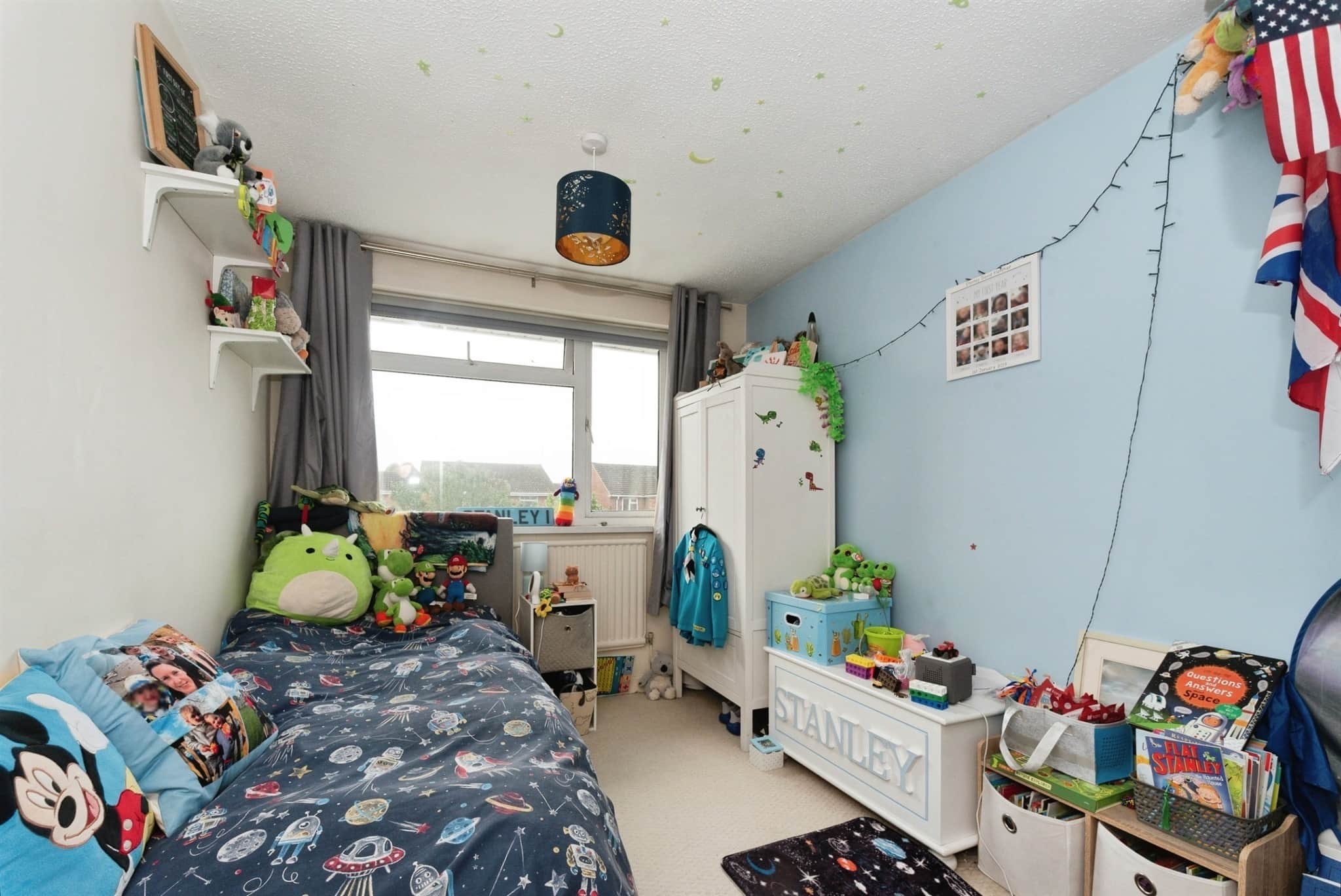 Property at Lytchett Way, Swindon