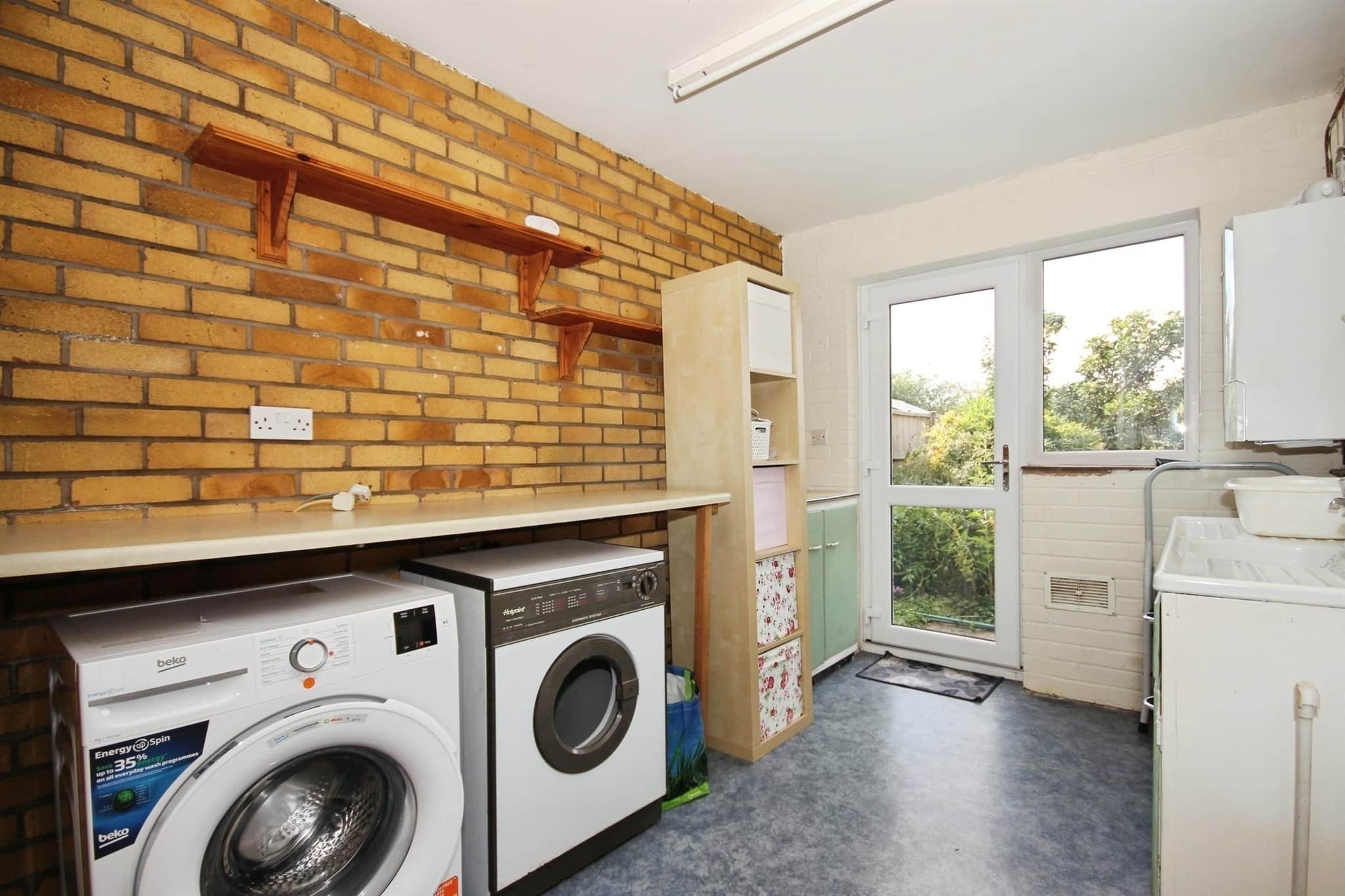 Property at High View Road, Leamington Spa