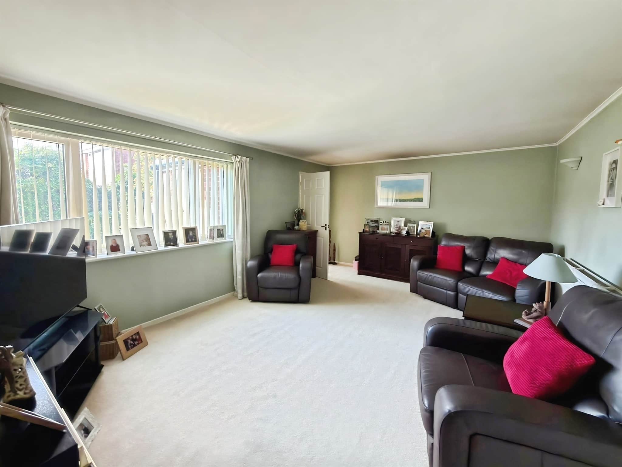 Property at Grange Close, Leighton Buzzard