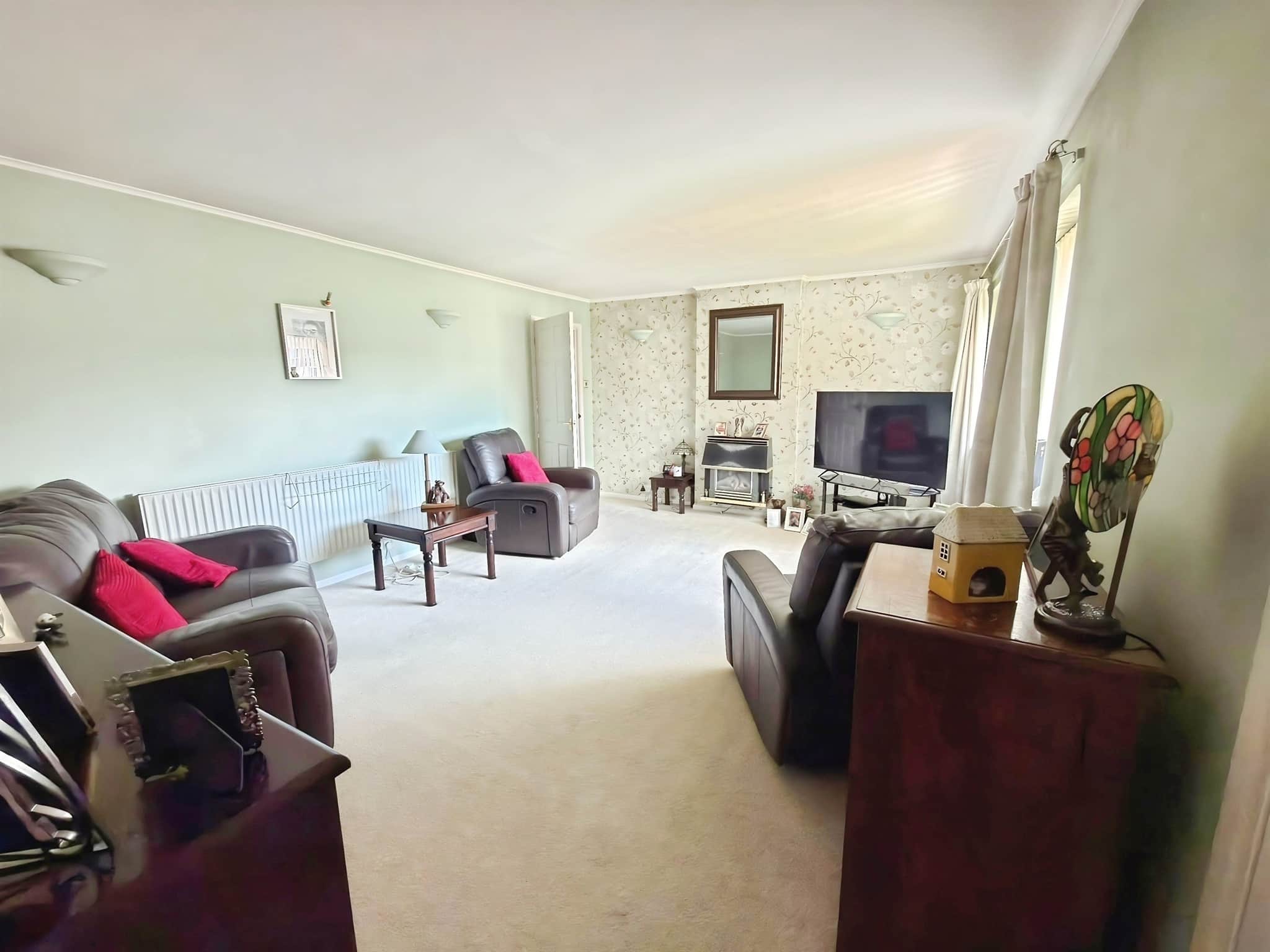 Property at Grange Close, Leighton Buzzard