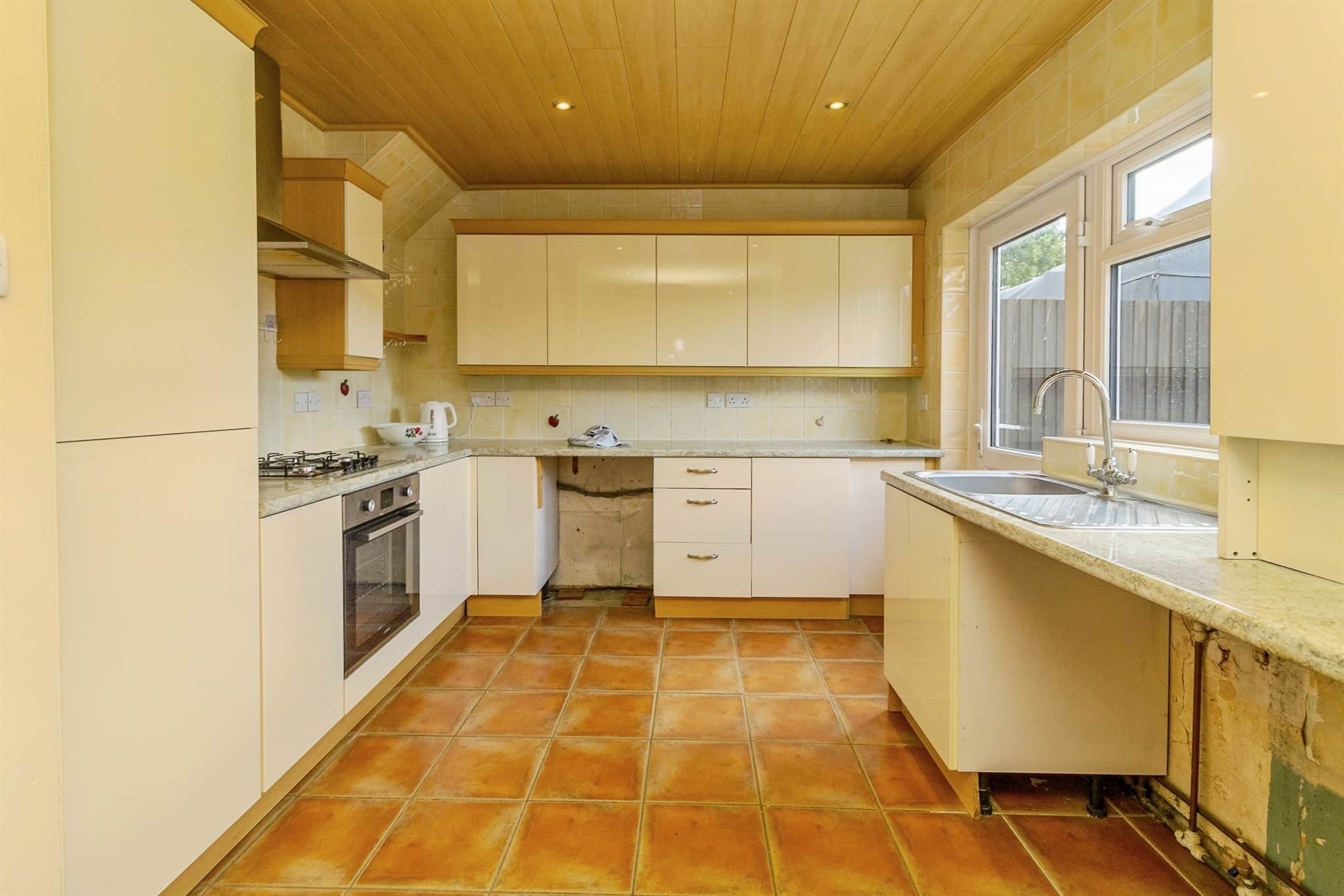 Property at Drayton Road, Luton