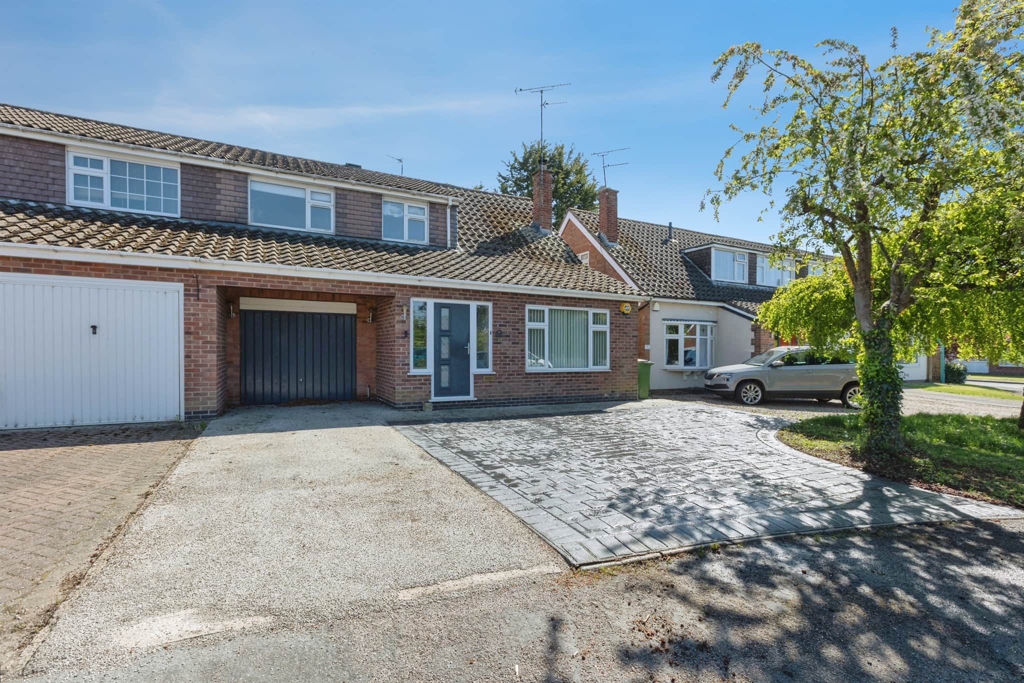 Property at Fosse Close, Sharnford, HINCKLEY