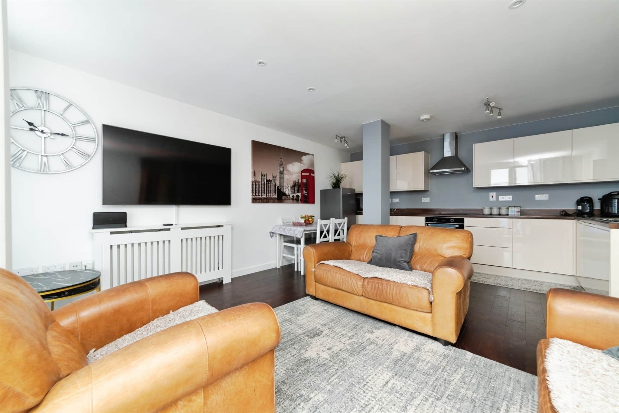 Property at Swingate, Stevenage