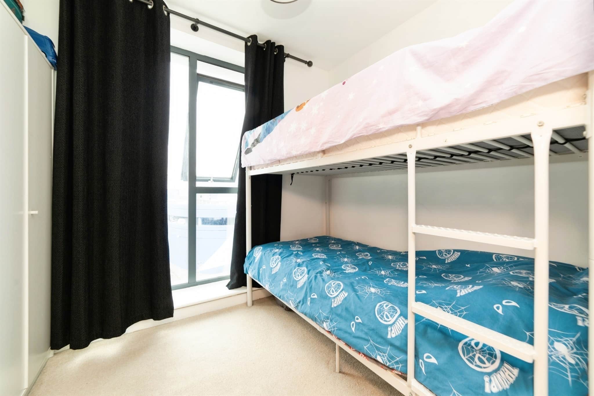 Property at Swingate, Stevenage