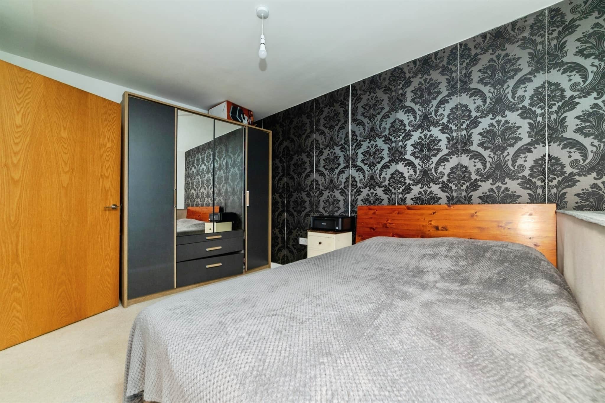 Property at Swingate, Stevenage
