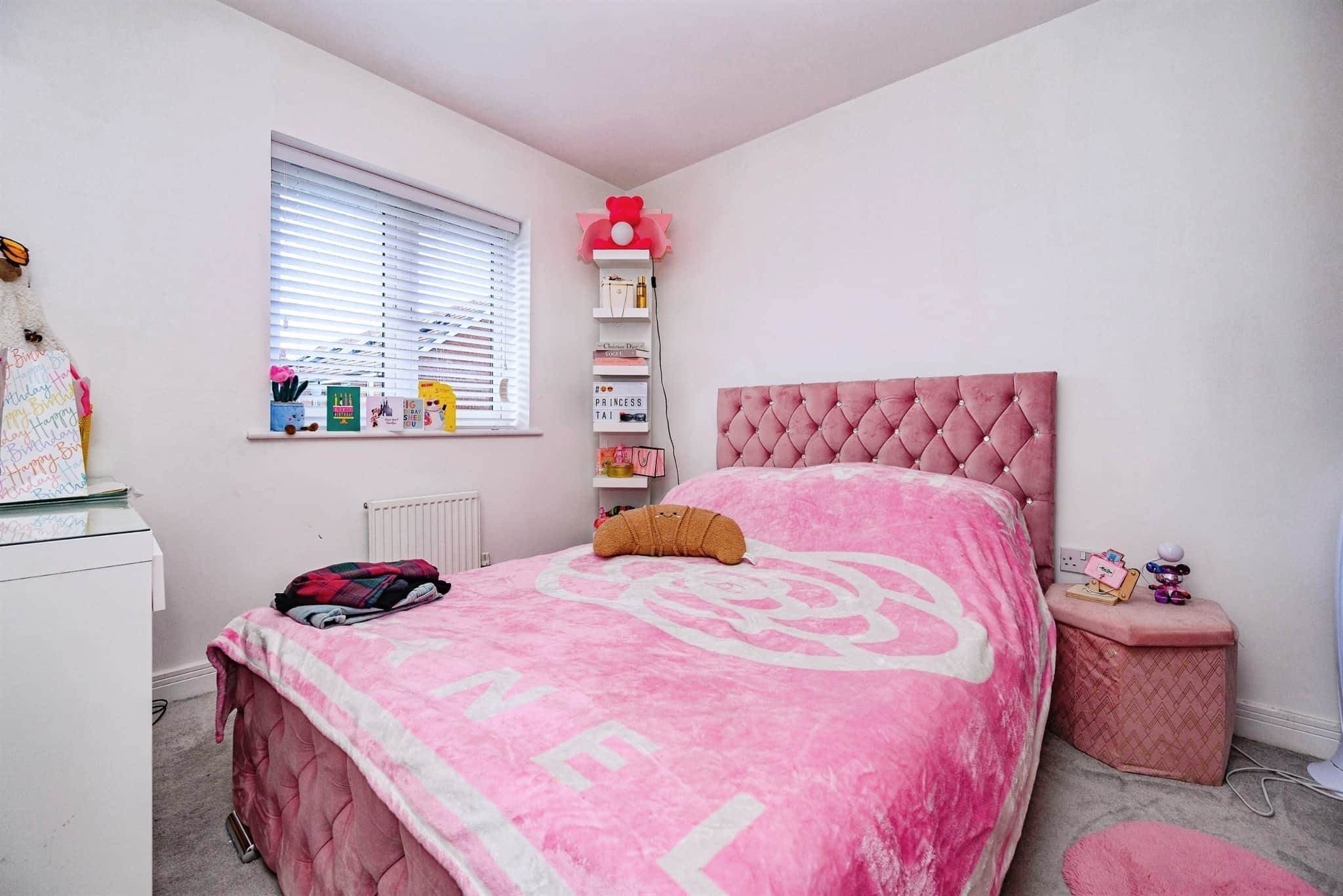Property at Burbridge Road, Leavesden, Watford