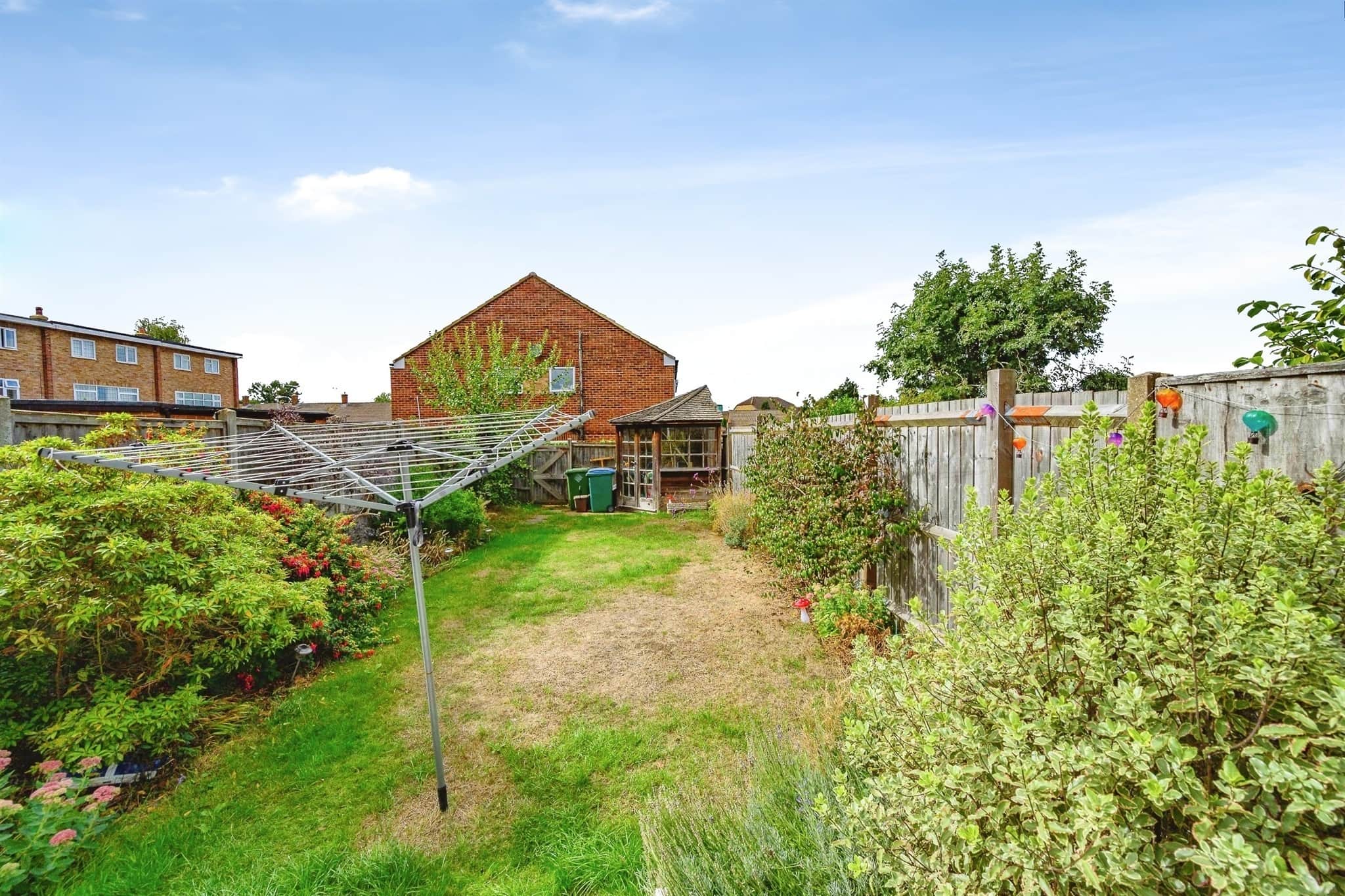 Property at Linden Lea, Watford