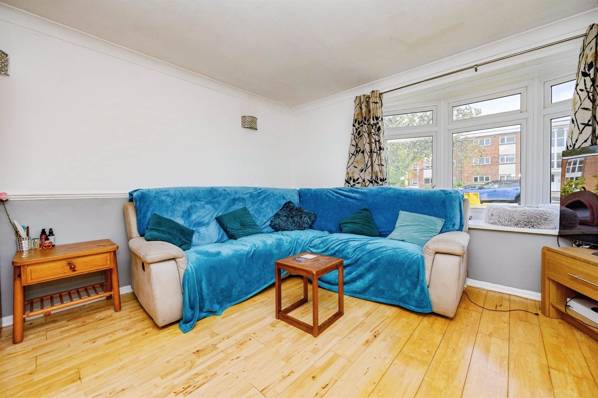 Property at Linden Lea, Watford