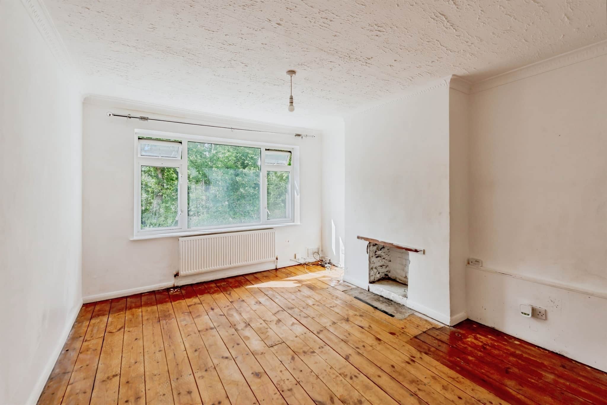 Property at Copsleigh Close, Salfords, Redhill