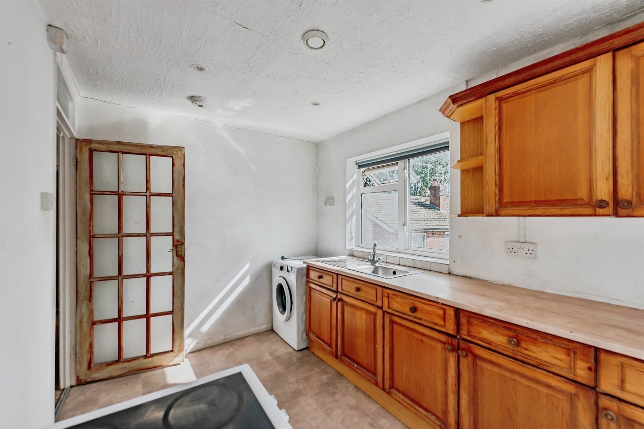 Property at Copsleigh Close, Salfords, Redhill