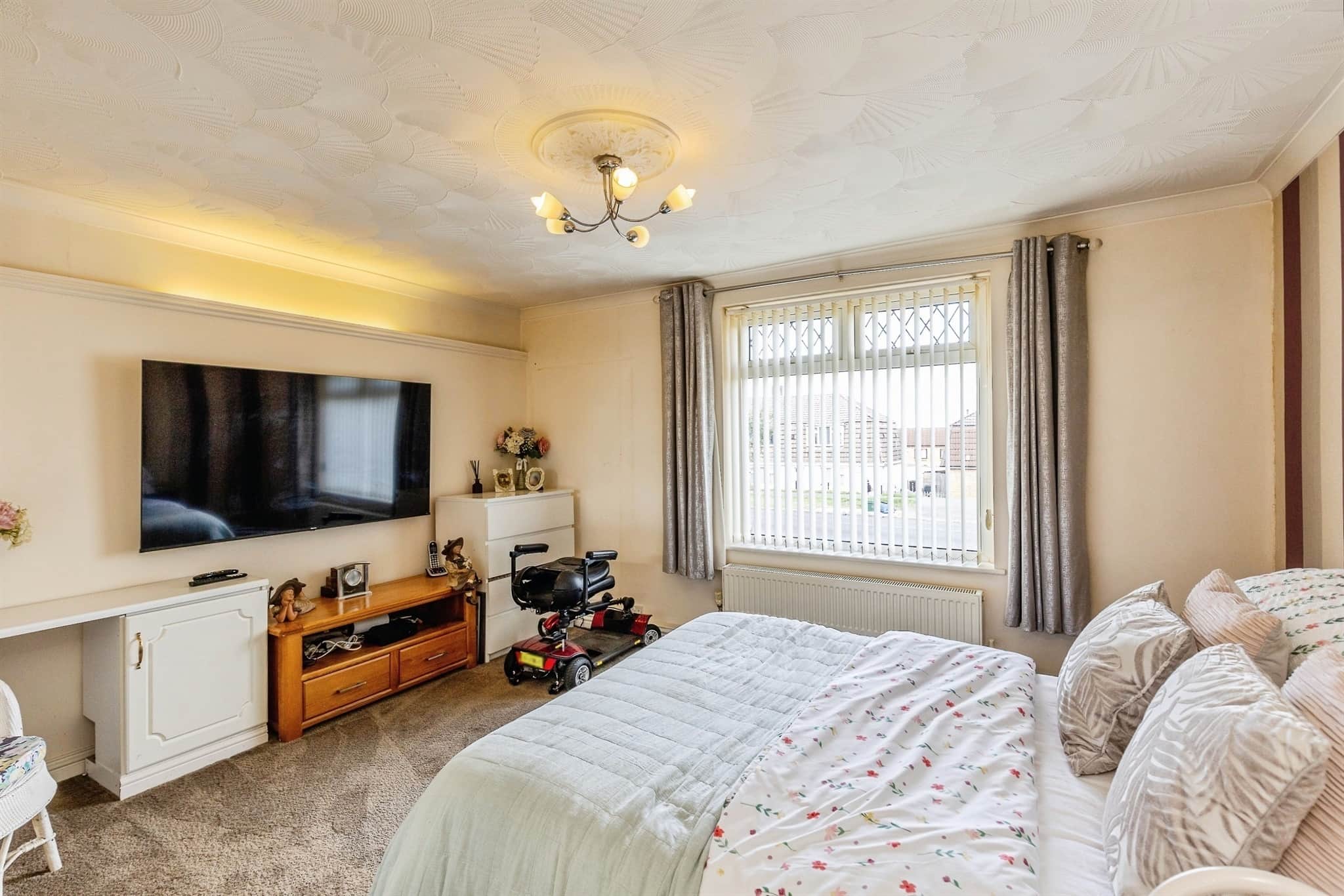 Property at Bishport Avenue, Bristol