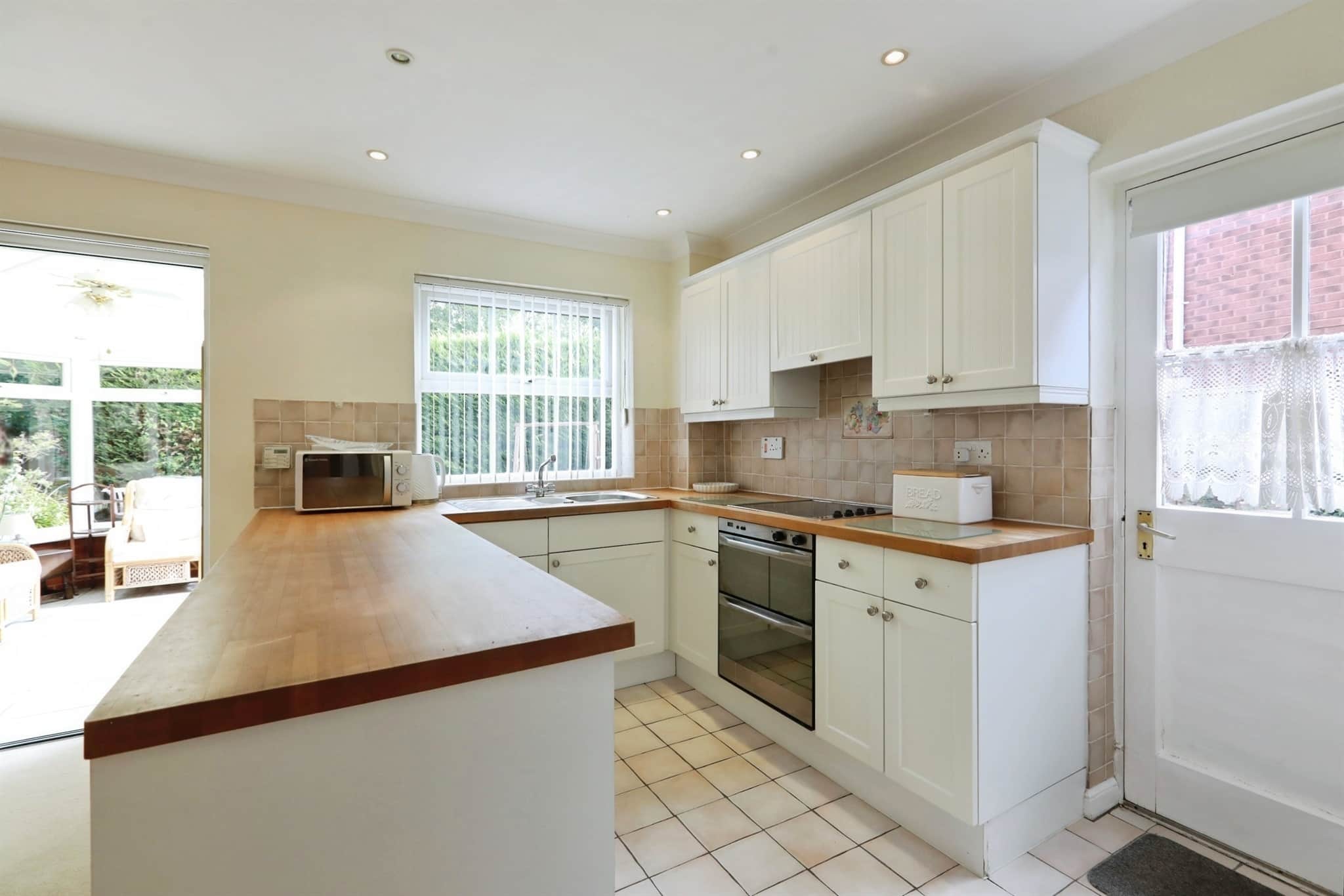 Property at Home Furlong, Wellesbourne, Warwick