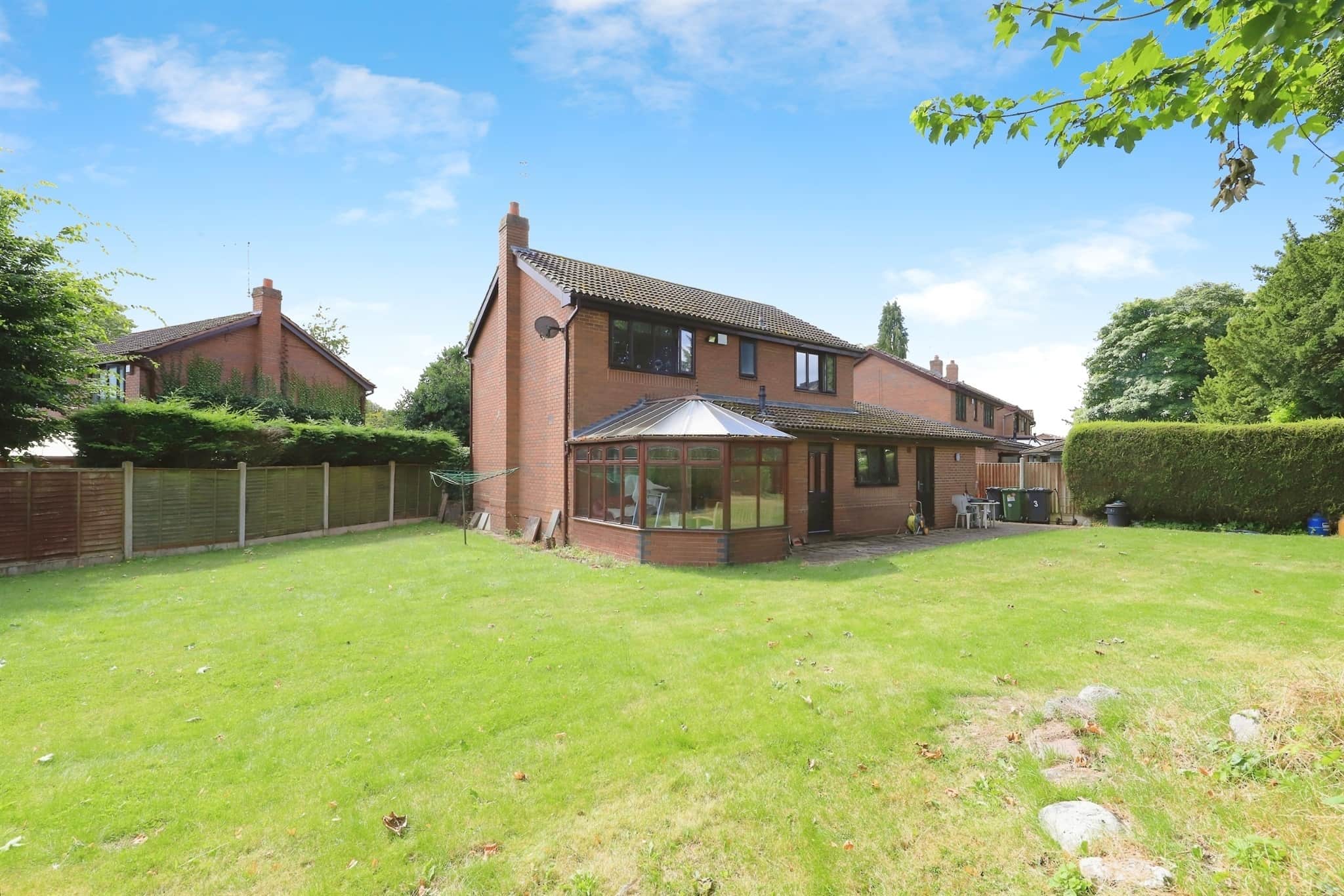 Property at South View Close, Codsall, Wolverhampton
