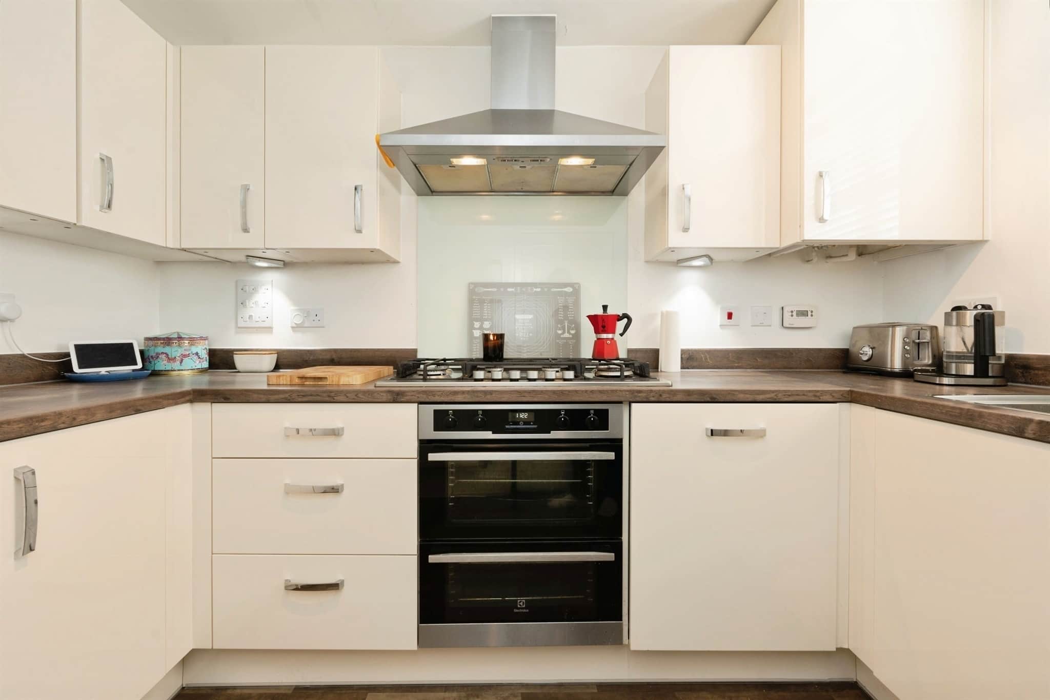 Property at Rossway Drive, Bushey