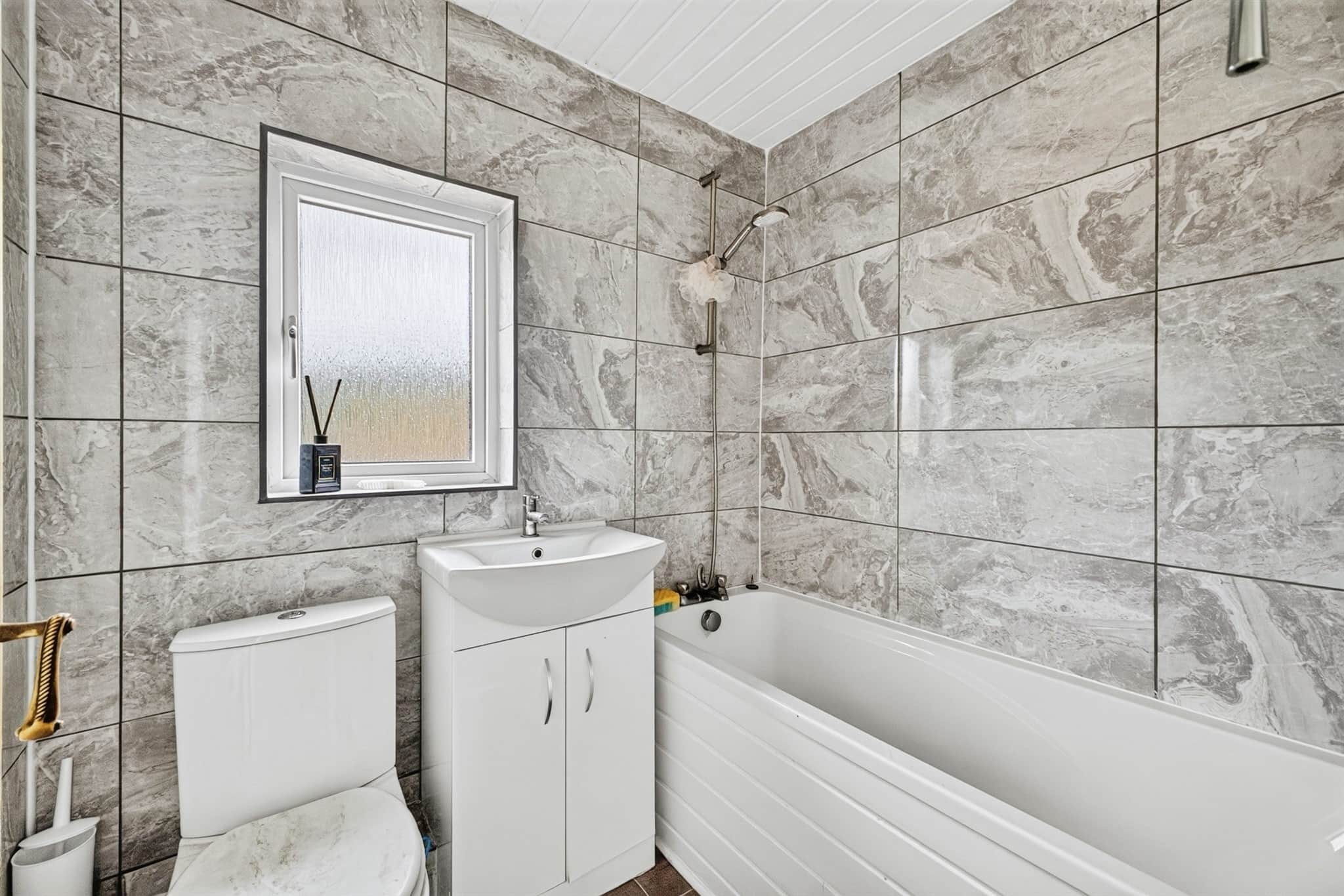 Property at Hammerstone Lane, Northampton