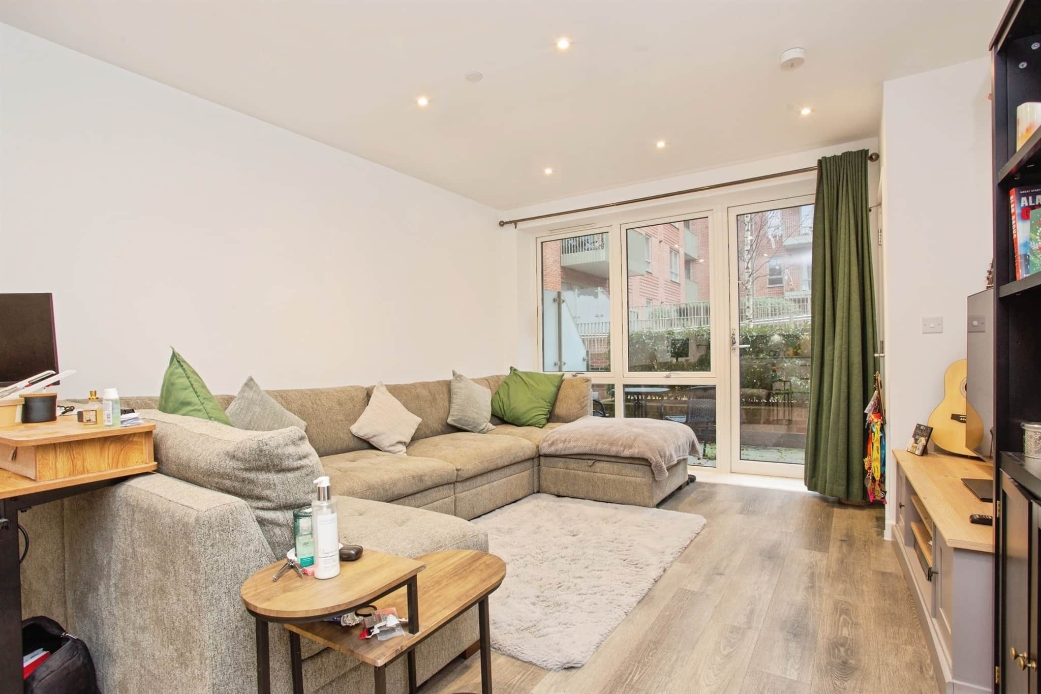 Property at Oxhey Drive, Watford