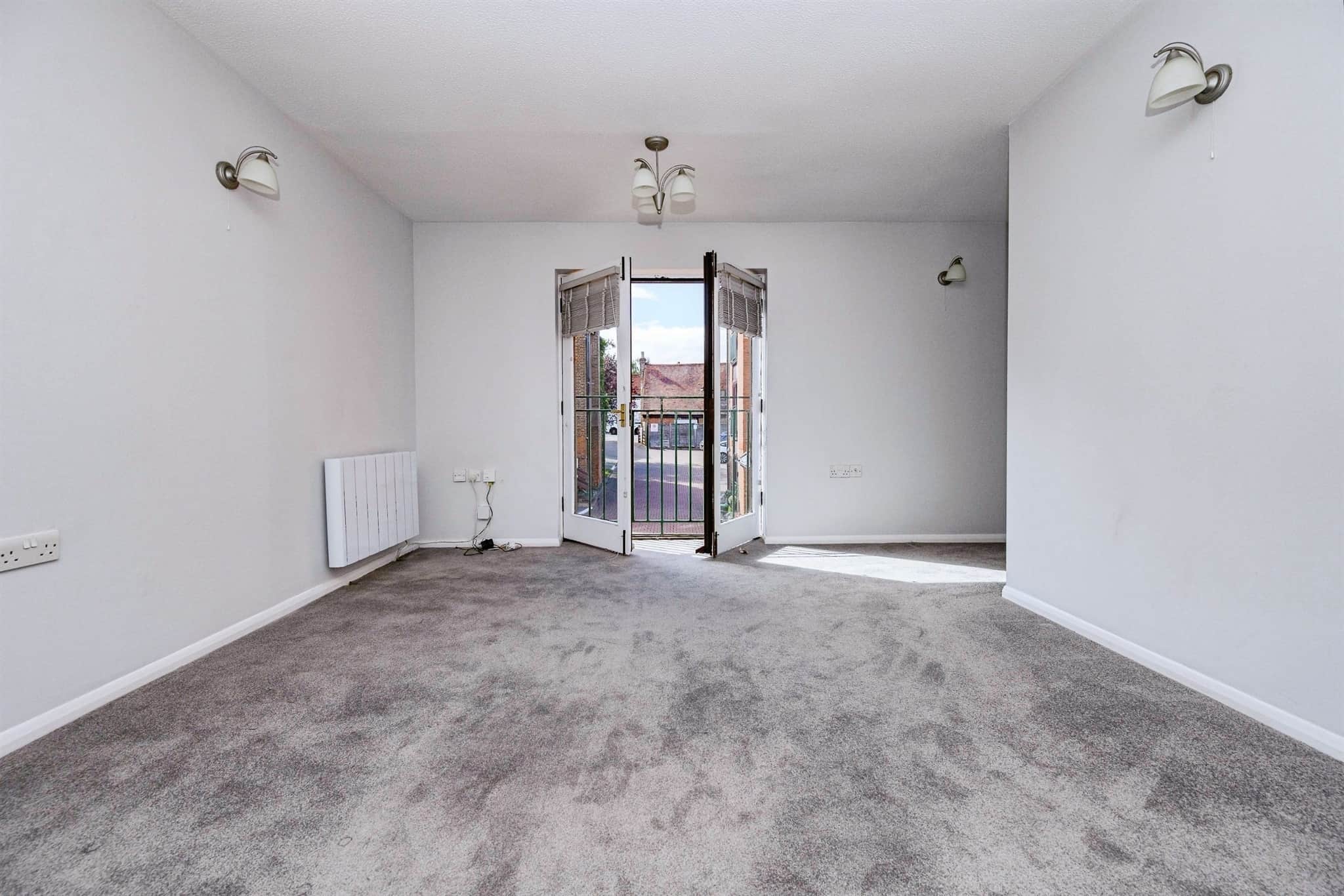 Property at Saddlers Walk, Kings Langley