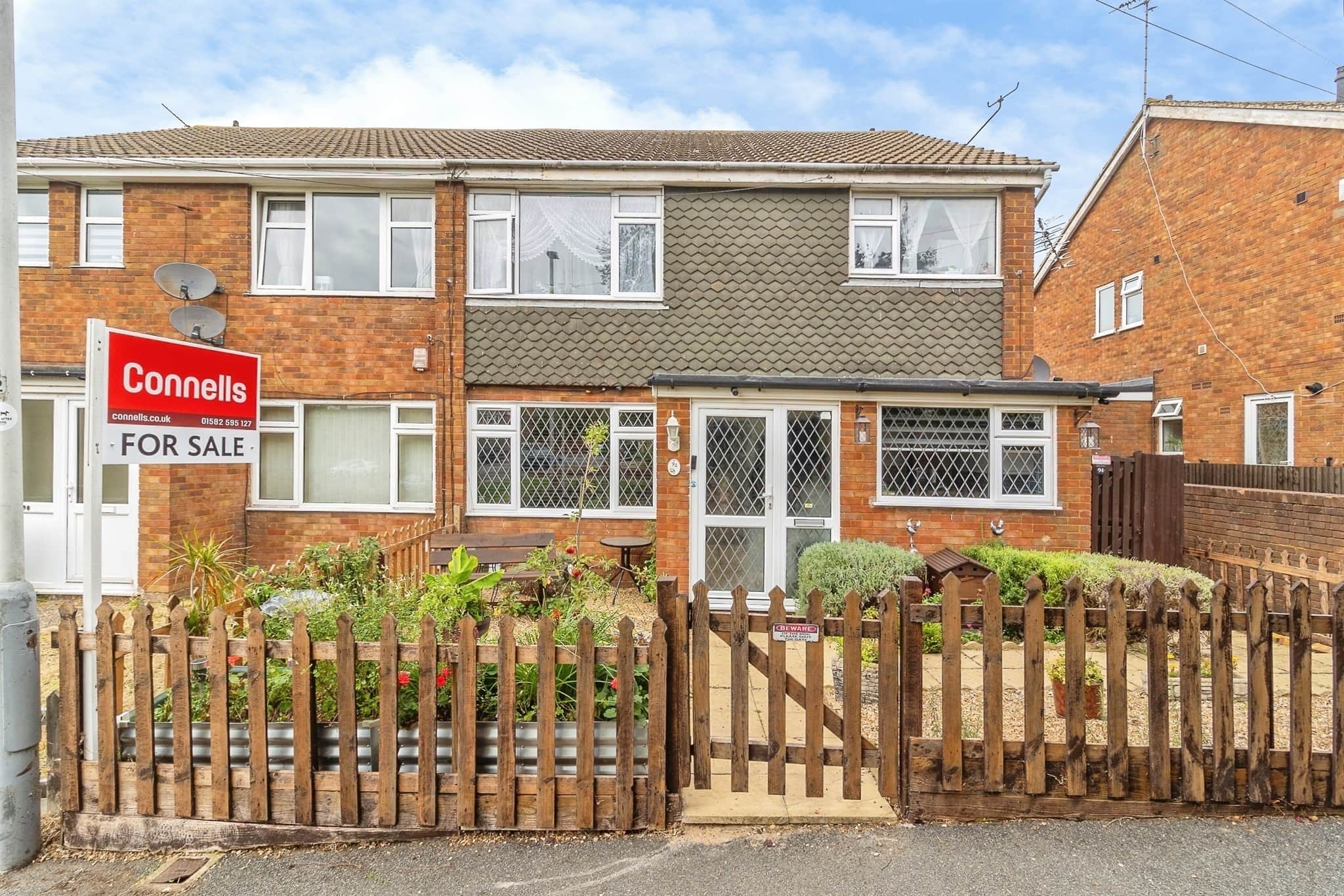 Property at Kinross Crescent, Luton