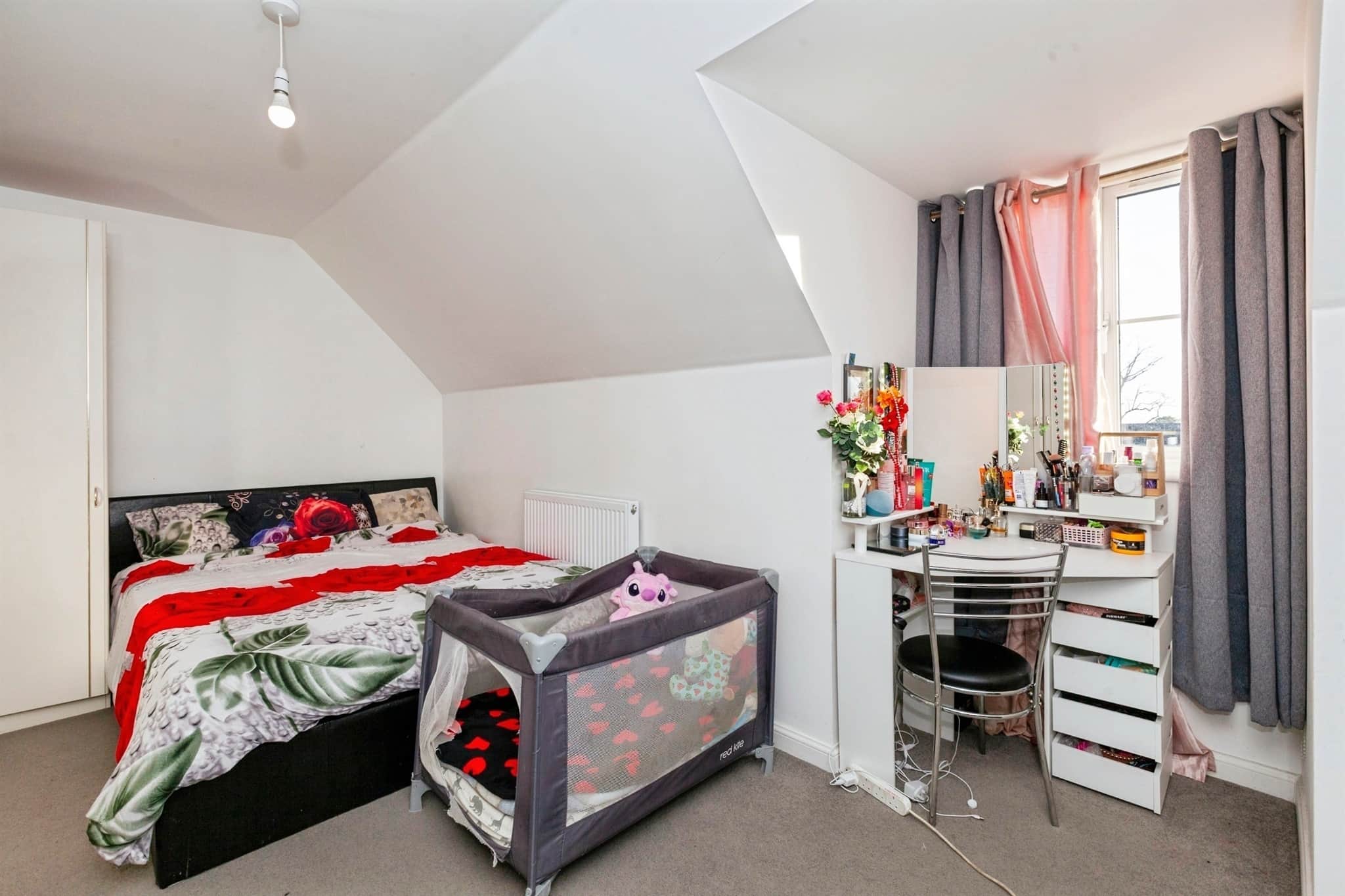 Property at Kenyon Way, SLOUGH