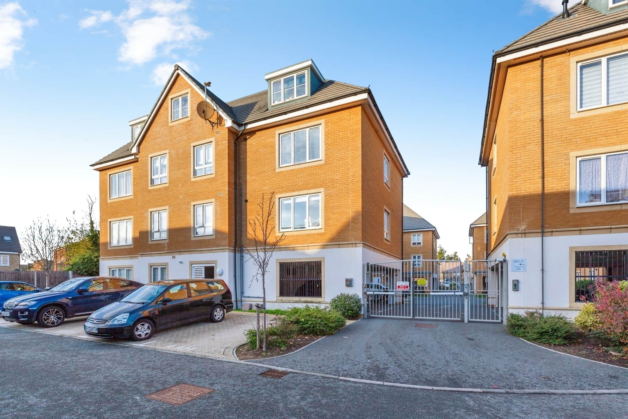 Property at Kenyon Way, Slough