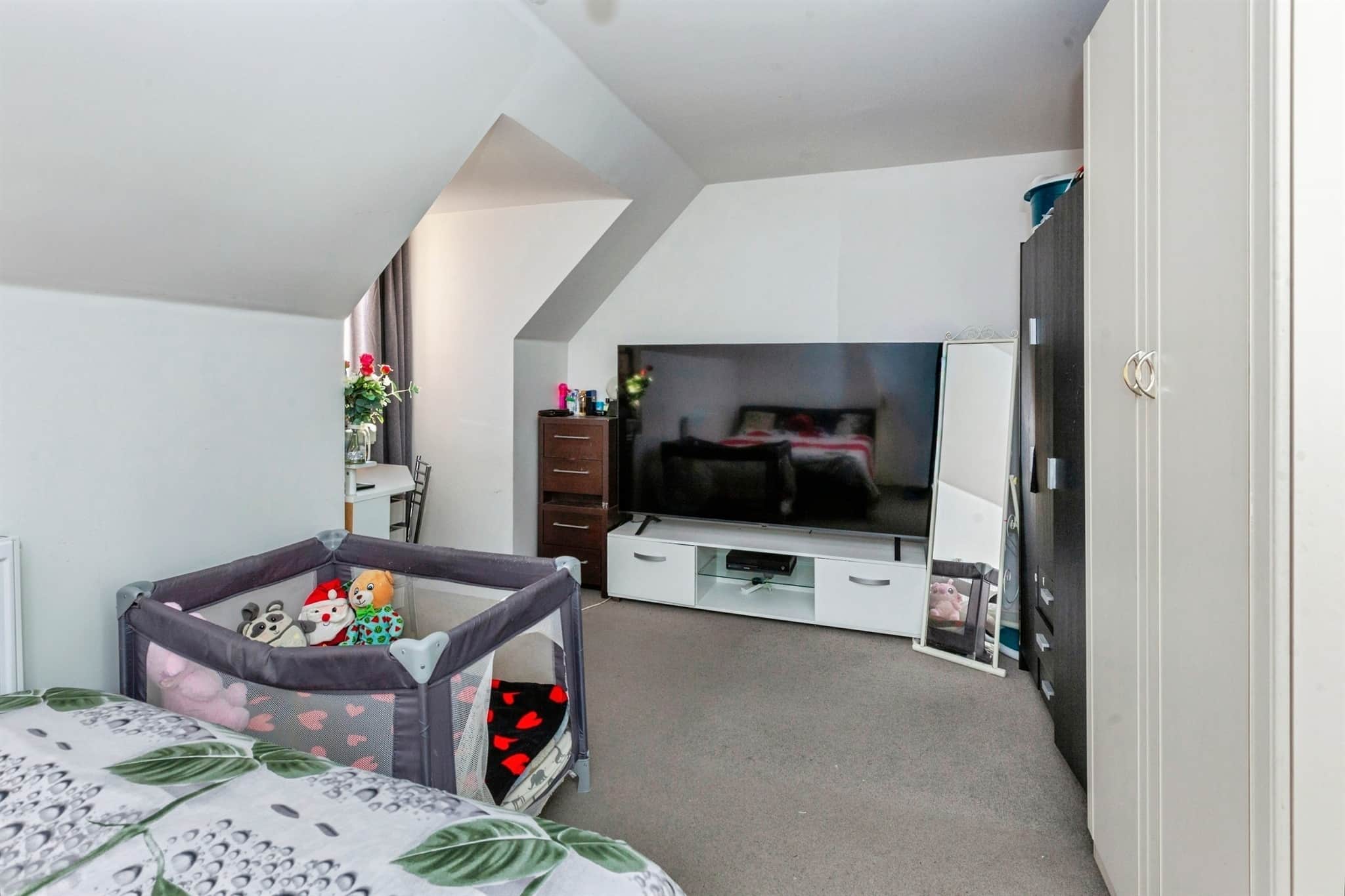 Property at Kenyon Way, Slough