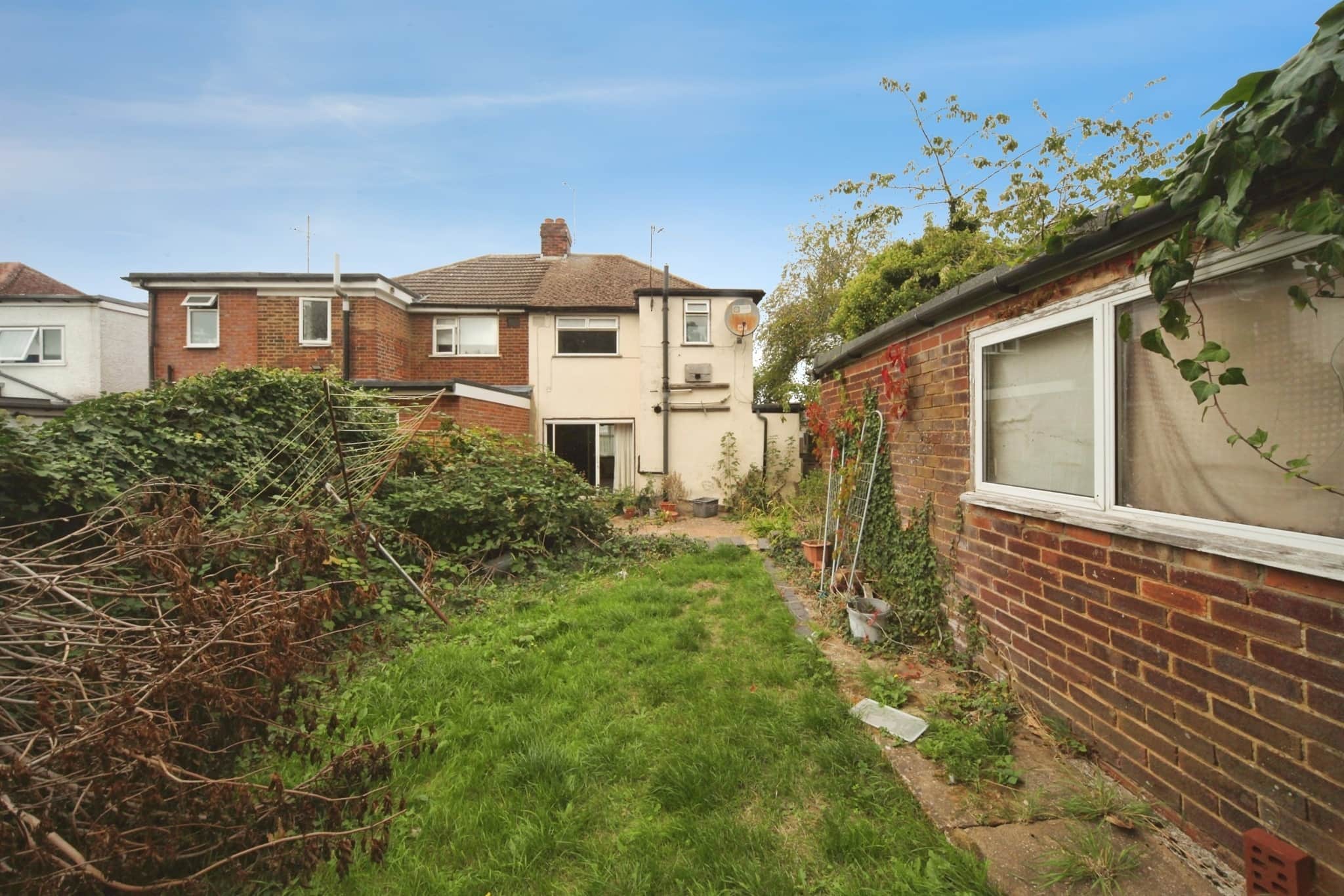 Property at Orchard Way, Luton