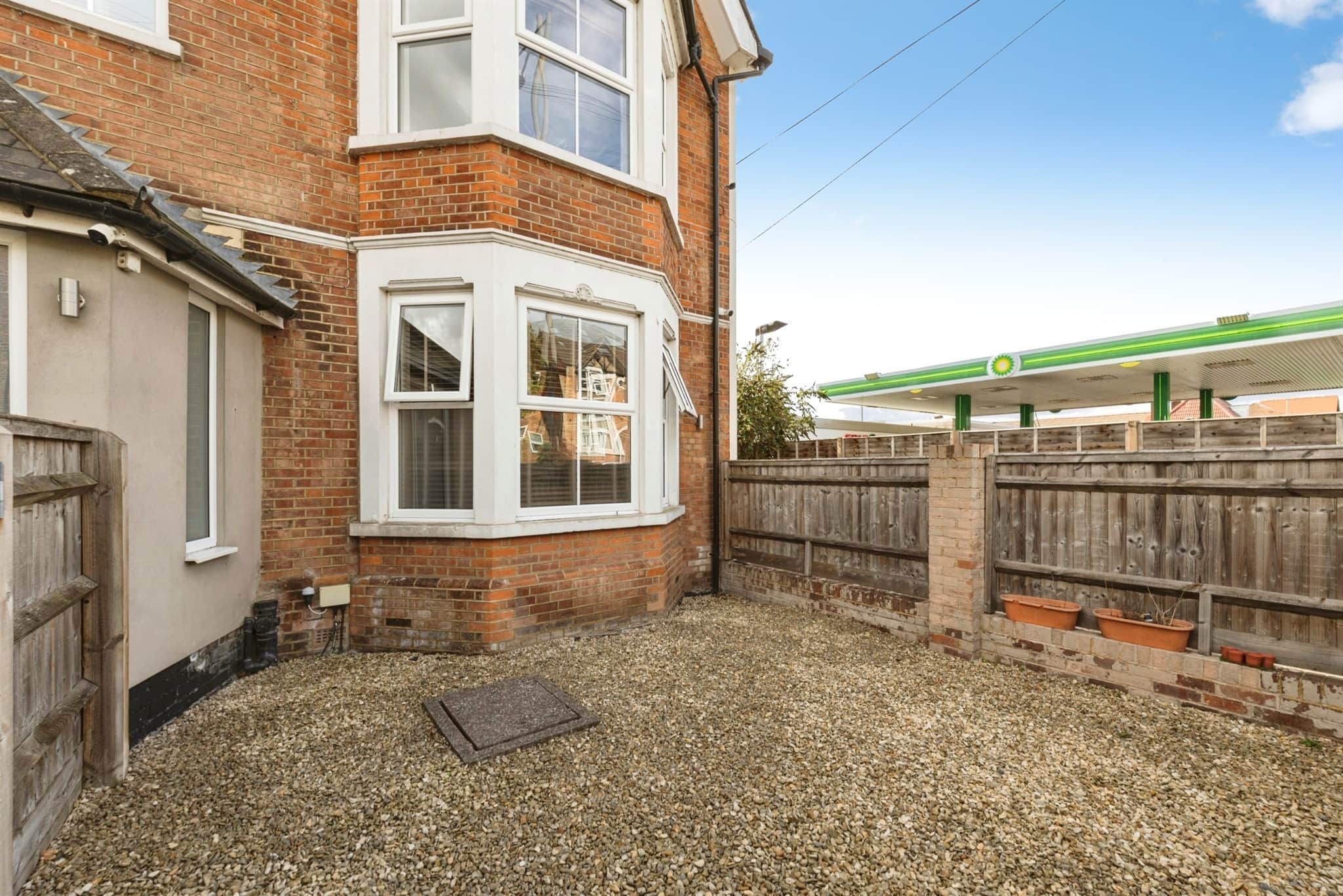 Property at West Wycombe Road, High Wycombe