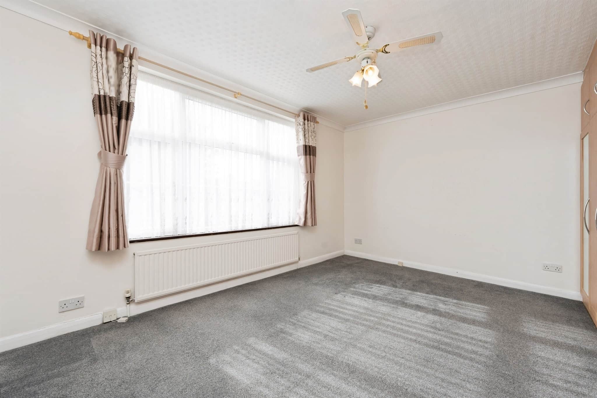 Property at Kenyngton Place, Harrow