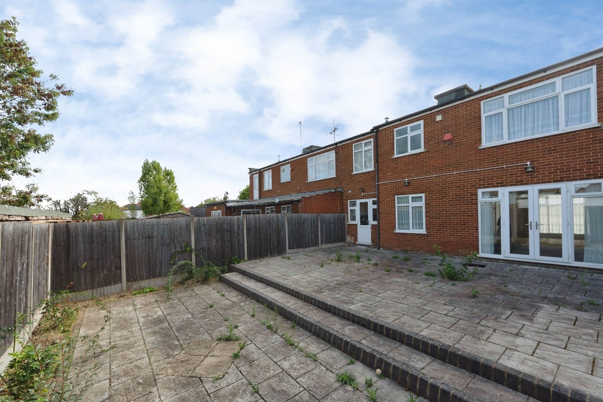 Property at Kenyngton Place, Harrow