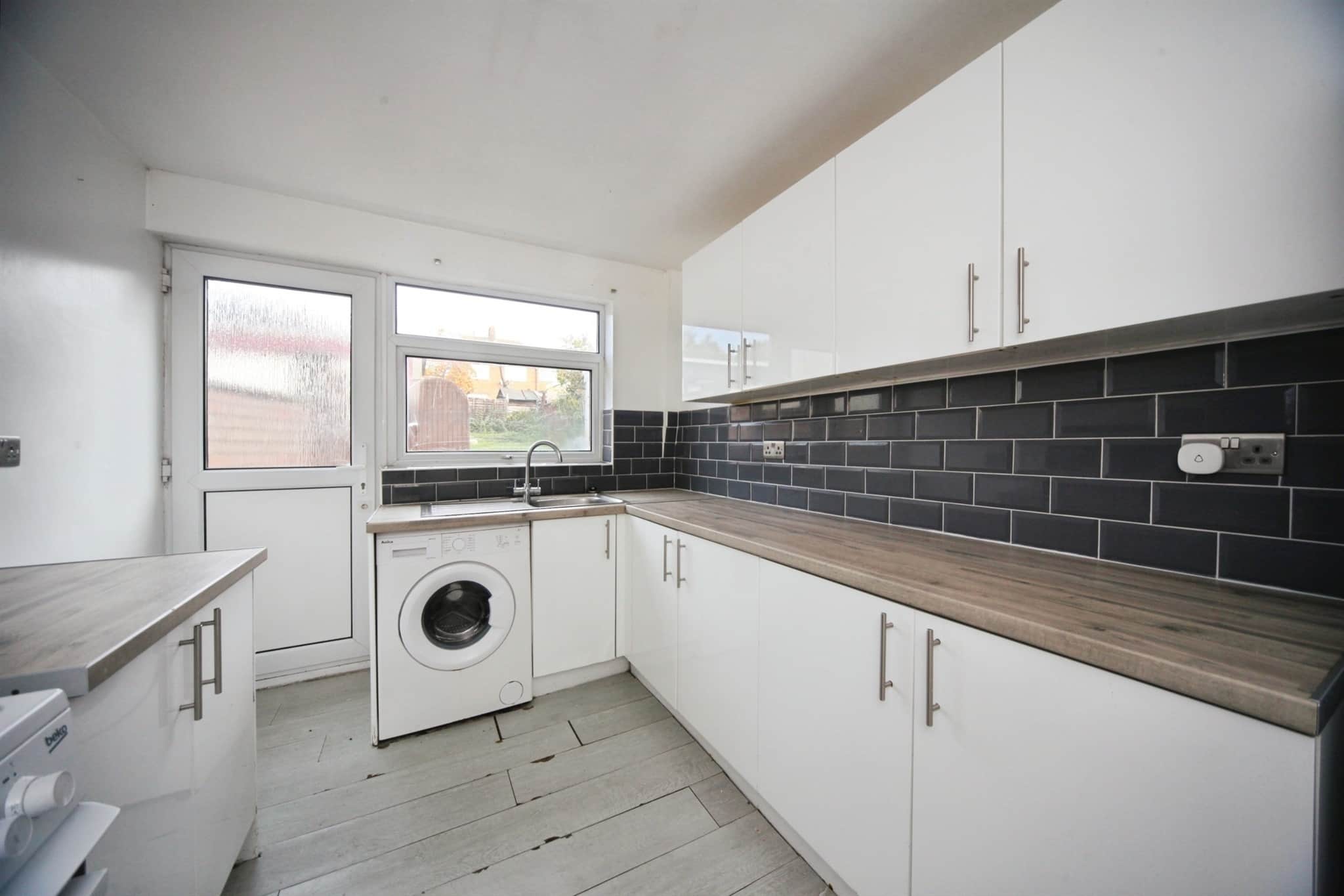 Property at Grampian Way, Luton