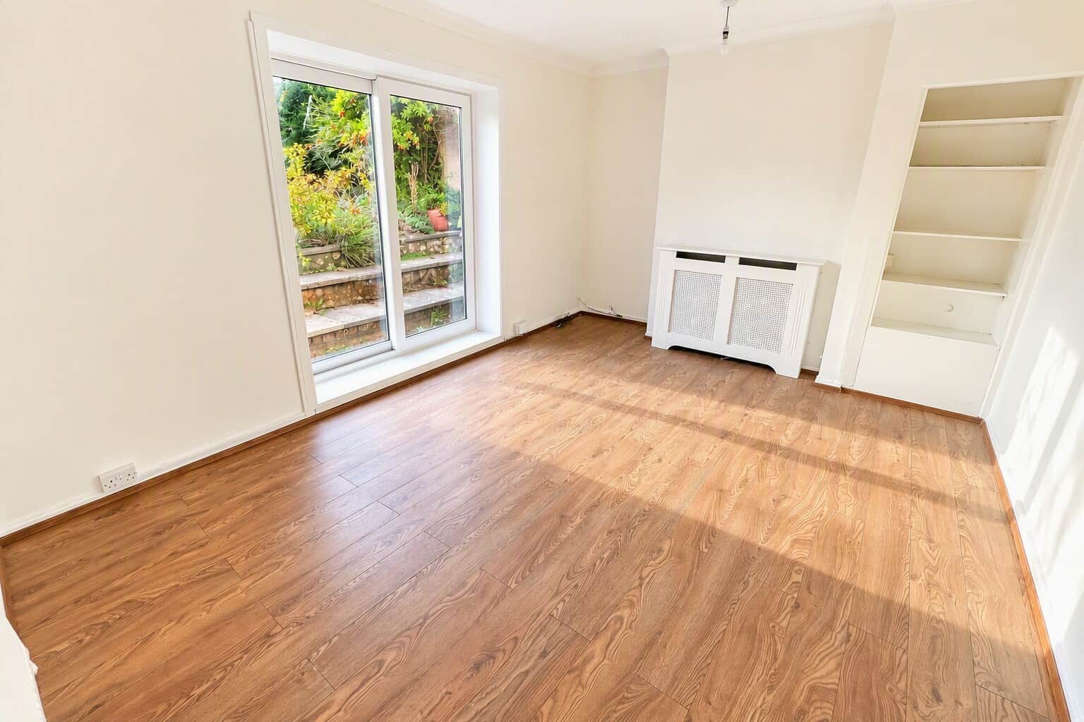 Property at Aldercombe Road, Bristol