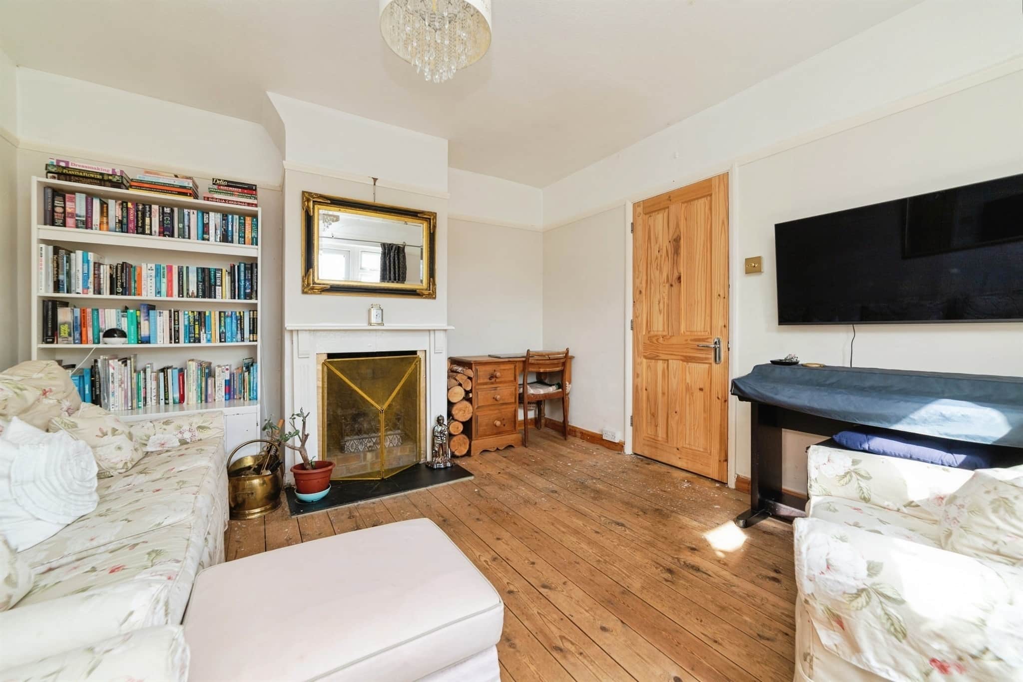 Property at Hawbush Close, Welwyn