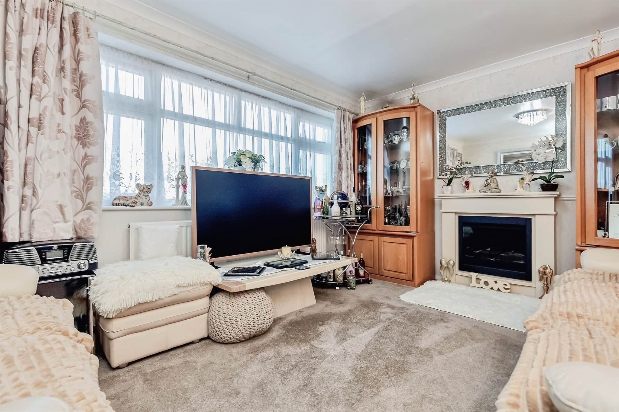 Property at Rainsborough Gardens, Market Harborough