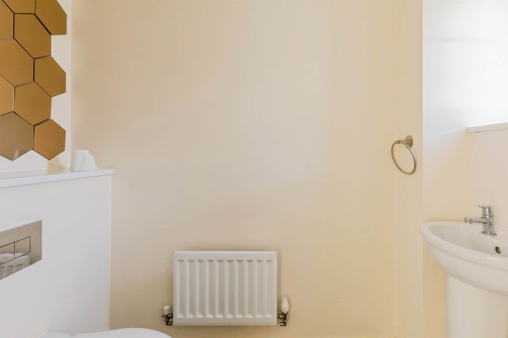 Property at Ashby Road, Radford Semele, Leamington Spa