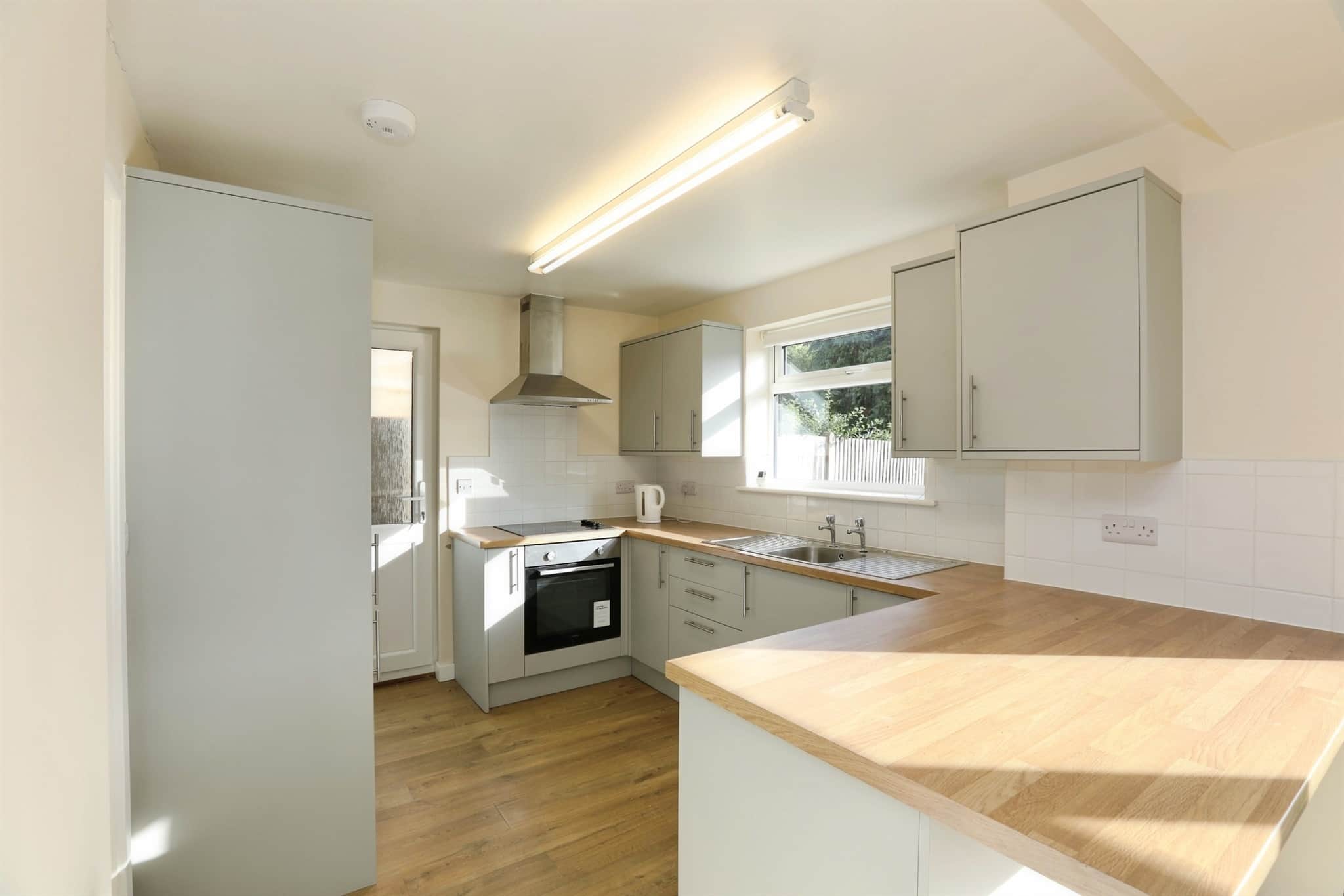 Property at Beechey Way, Copthorne, Crawley