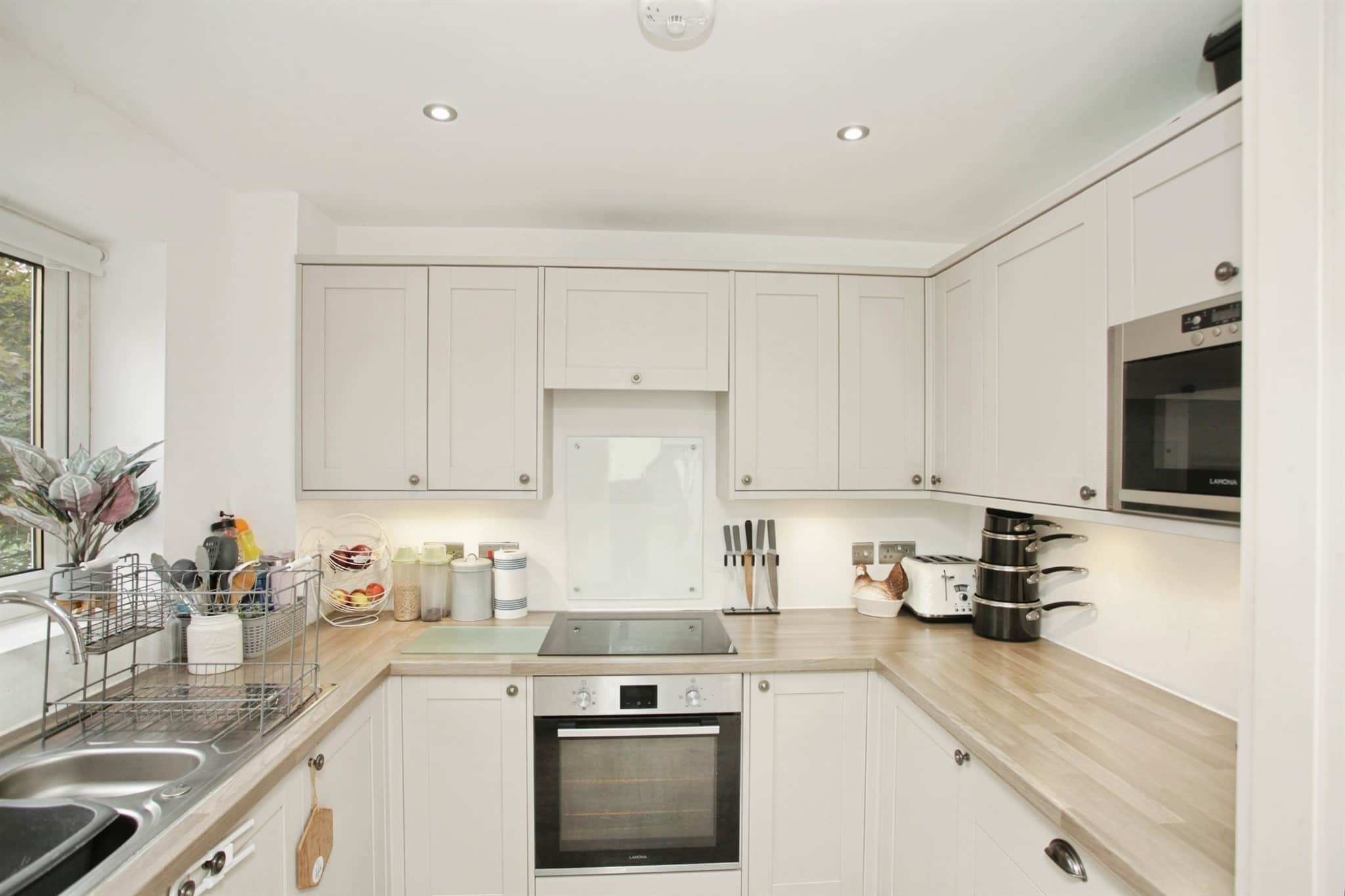 Property at Lauderdale Close, Long Lawford, Rugby