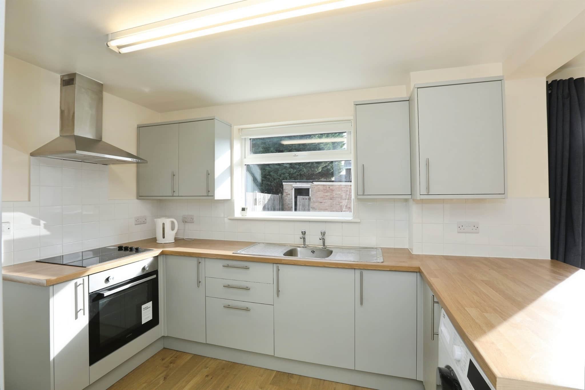 Property at Beechey Way, Copthorne, Crawley
