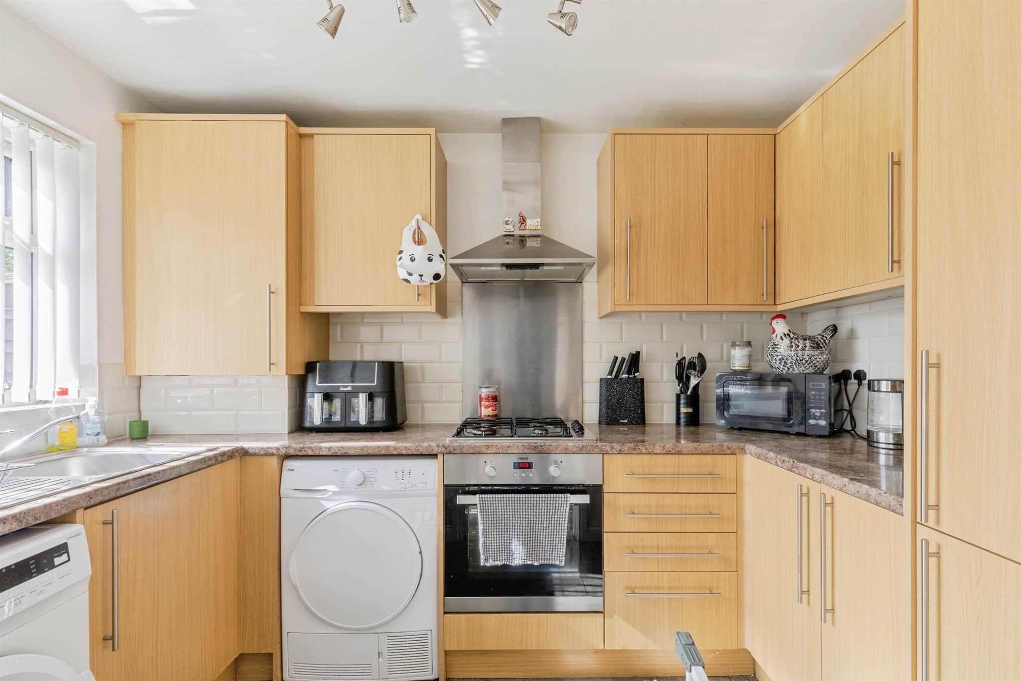 Property at Elliston Grove, Leamington Spa