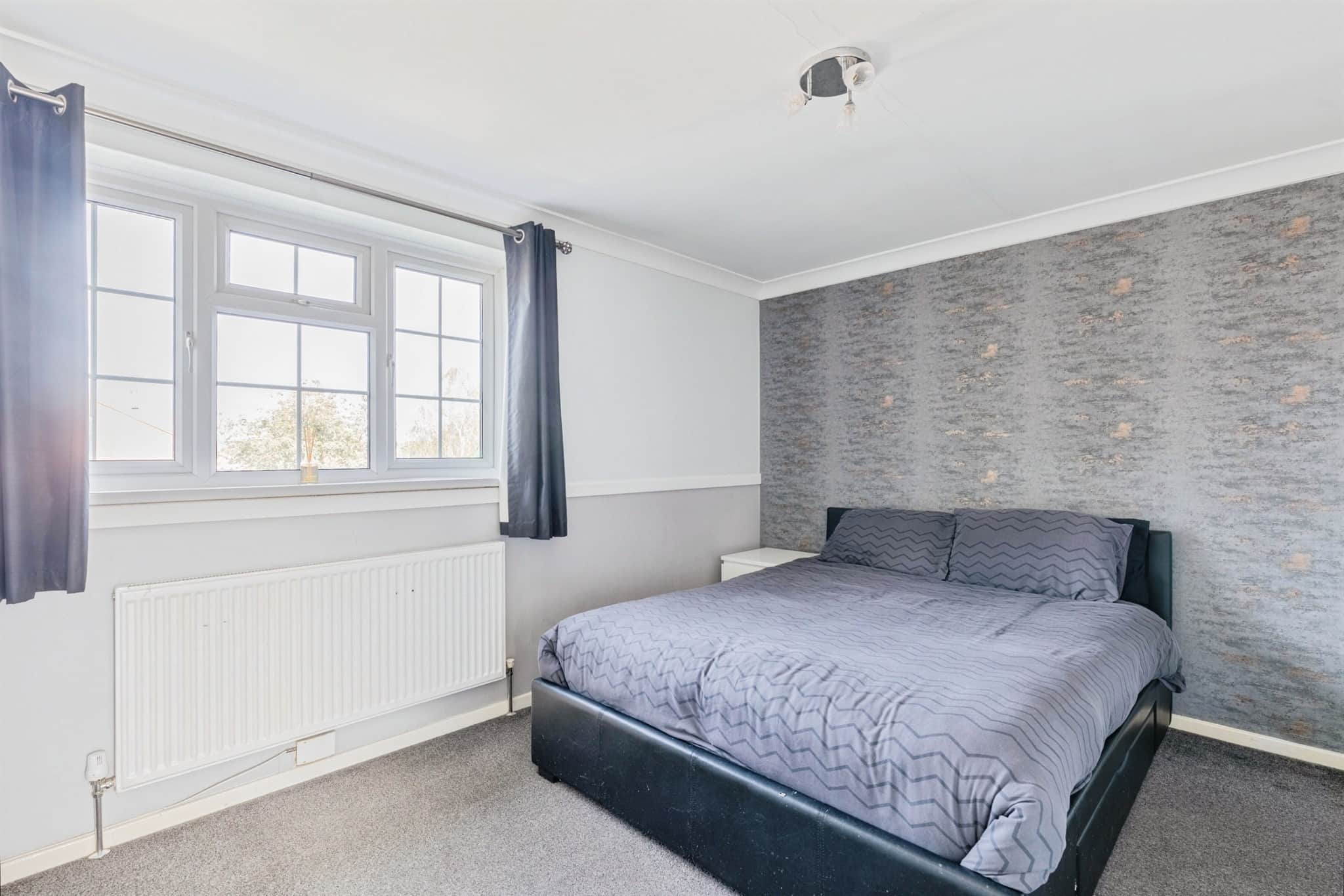 Property at Elliston Grove, Leamington Spa