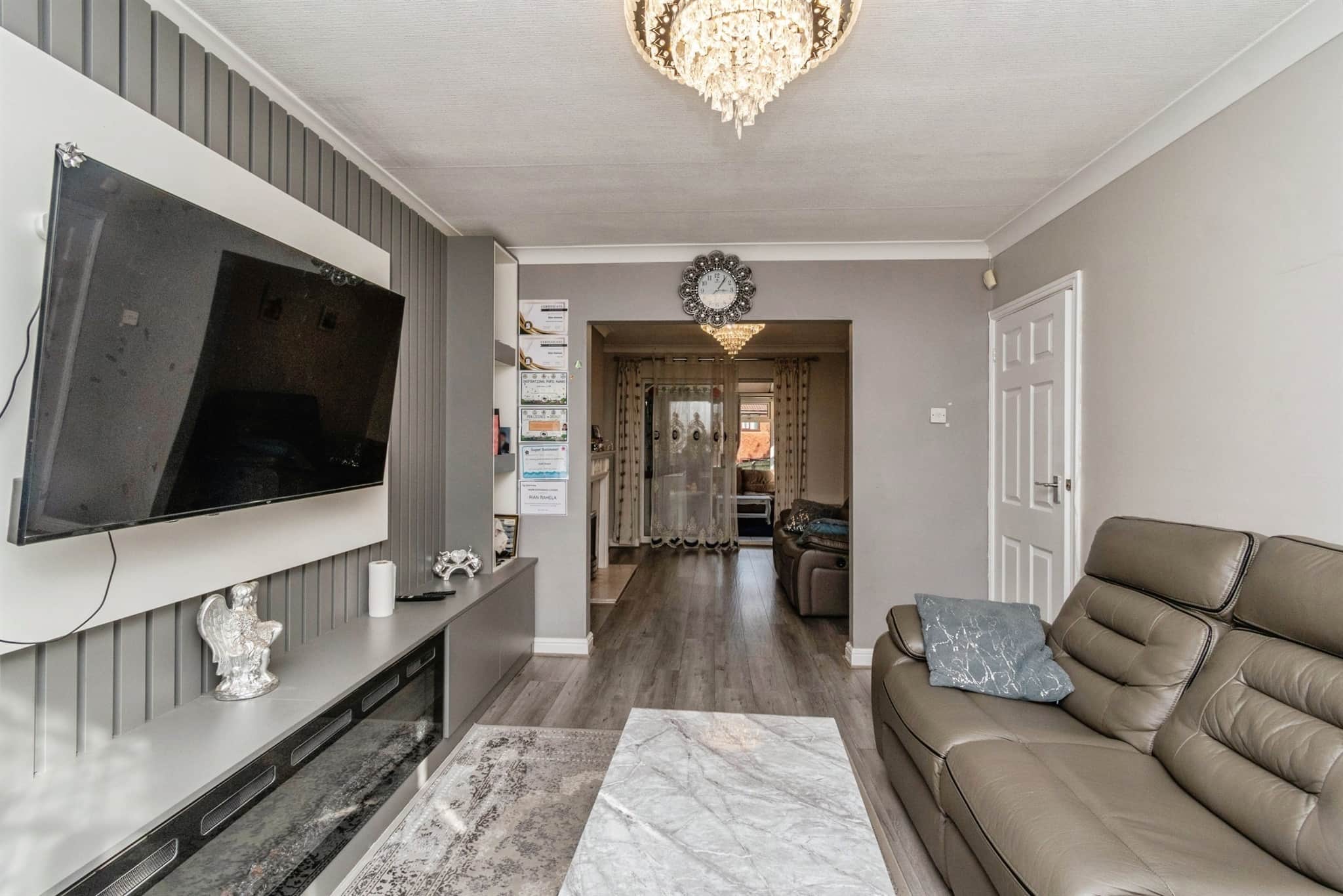 Property at Crossland Crescent, Claregate, Wolverhampton