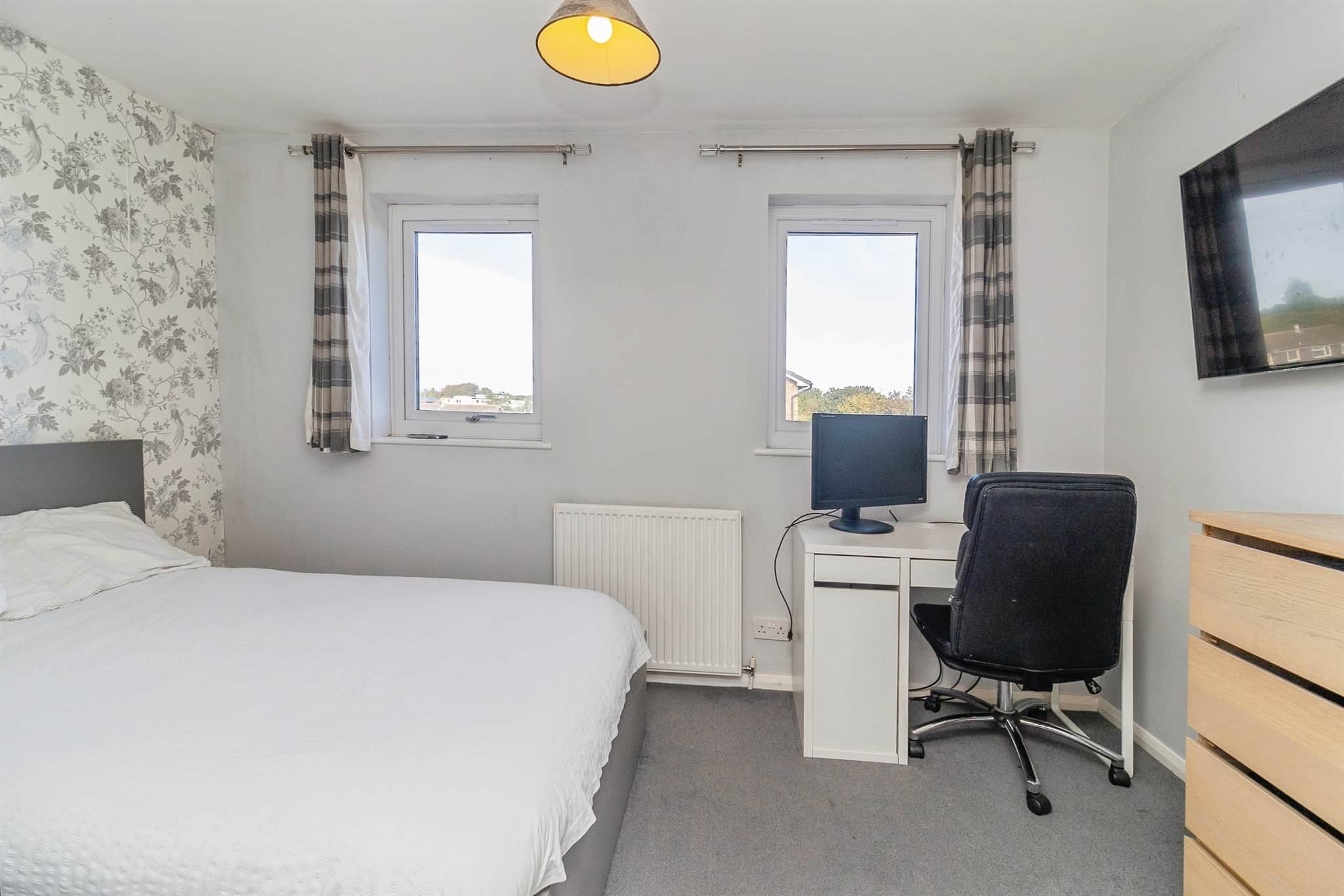 Property at Penda Close, Luton