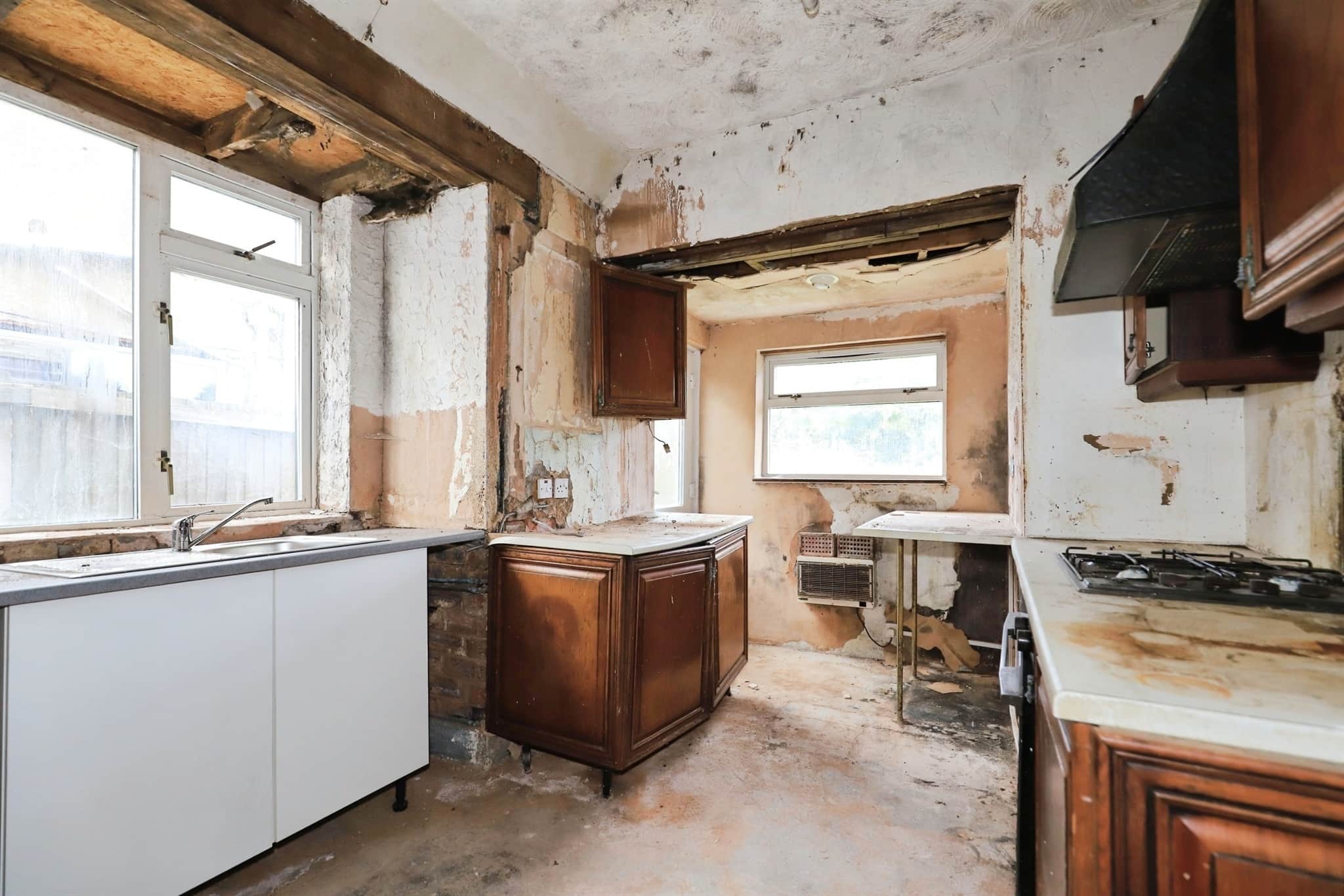 Property at Wychbury Road, Finchfield, Wolverhampton