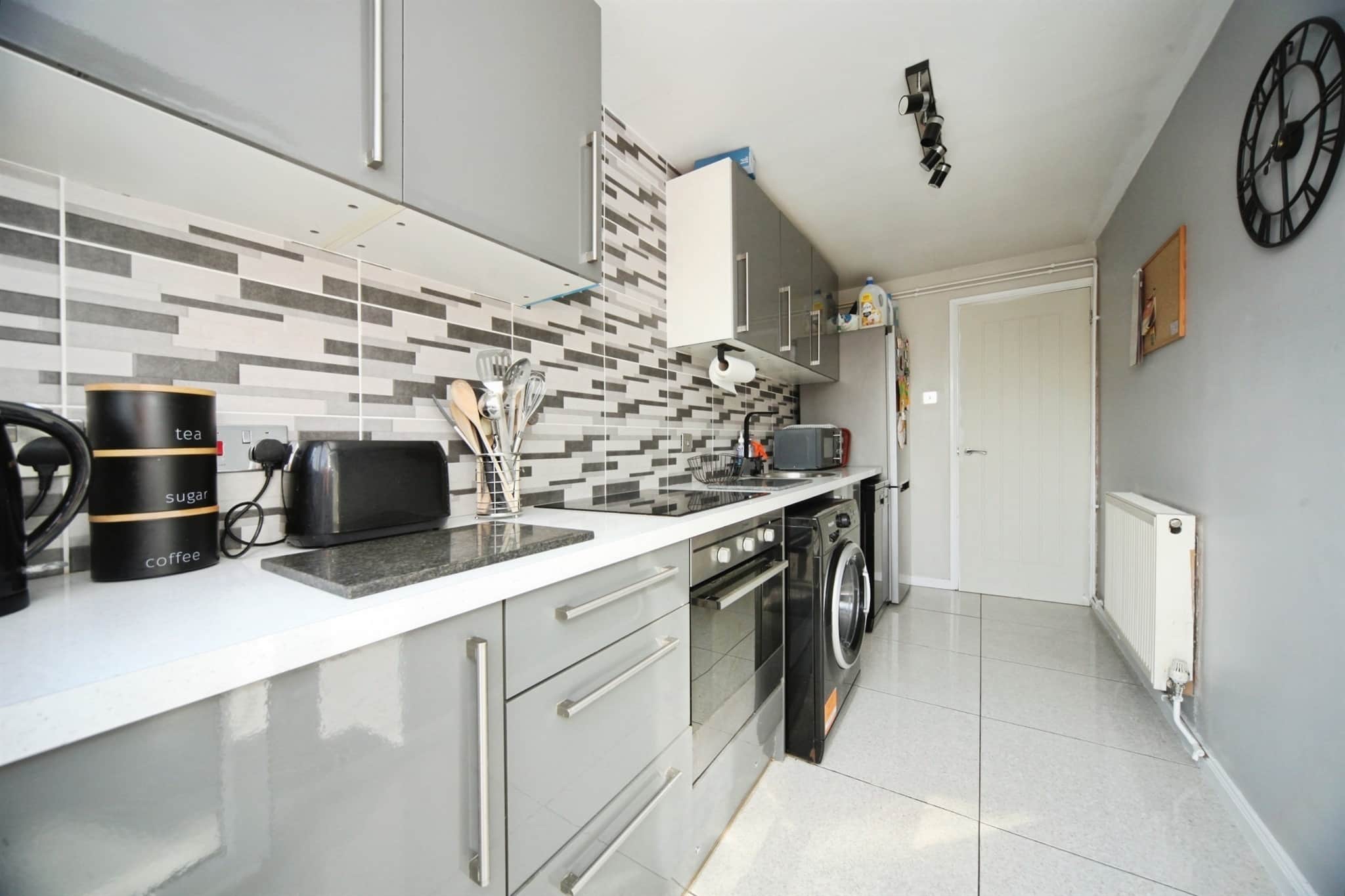Property at Claverley Green, Luton